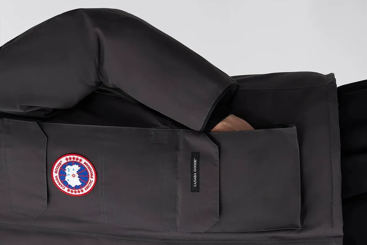 Куртки И Пуховики Женские Canada Goose 4443418