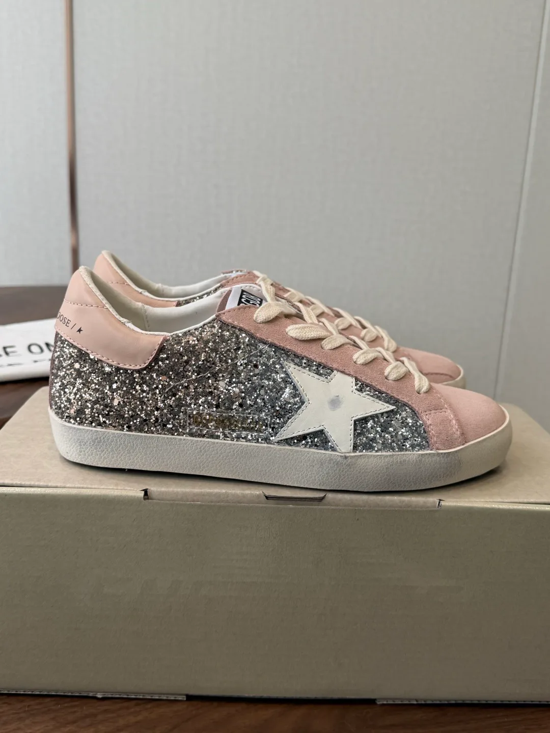 Кроссовки Мужские Golden Goose 19039056
