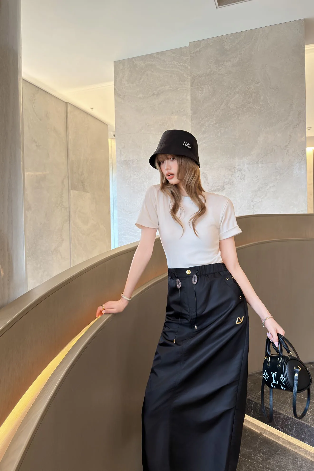 Юбки Женские Louis Vuitton 13120741