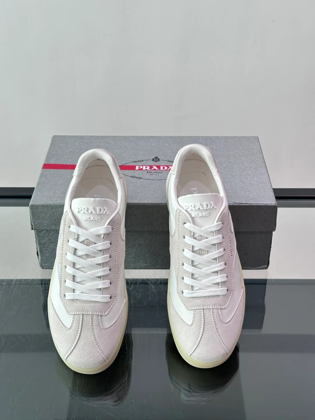 Кроссовки Мужские Prada 18079434