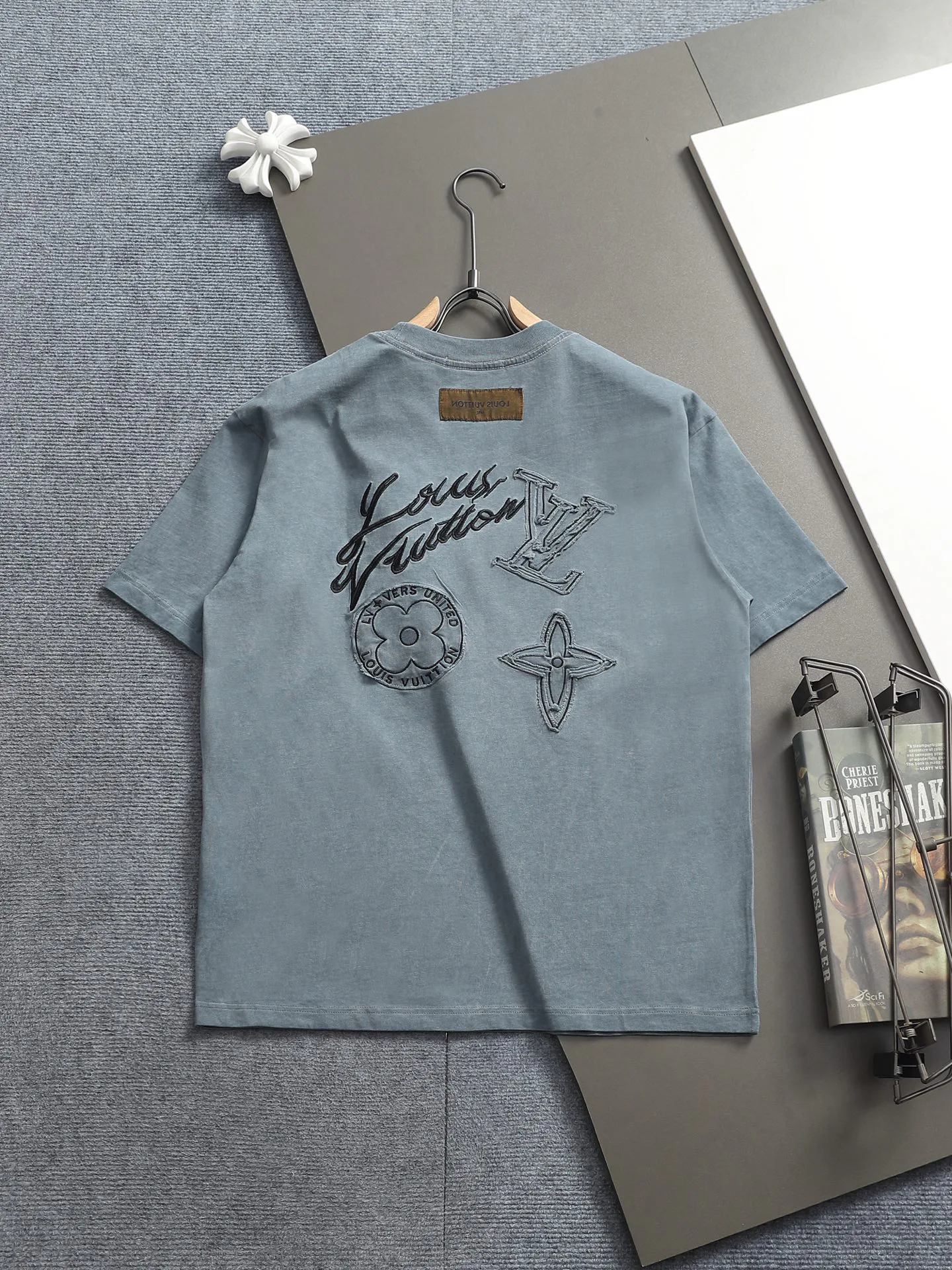 Футболки Женские Louis Vuitton 5405537
