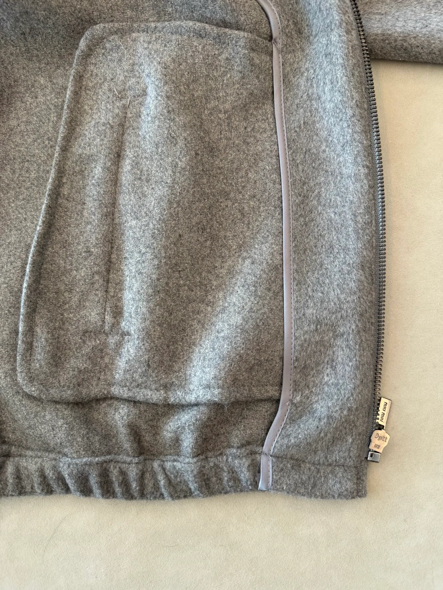 Свитшоты И Худи Женские Miu Miu 18829724