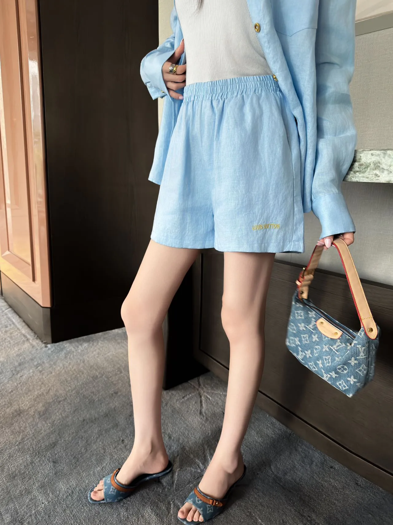 Костюмы Женские Louis Vuitton 12766129