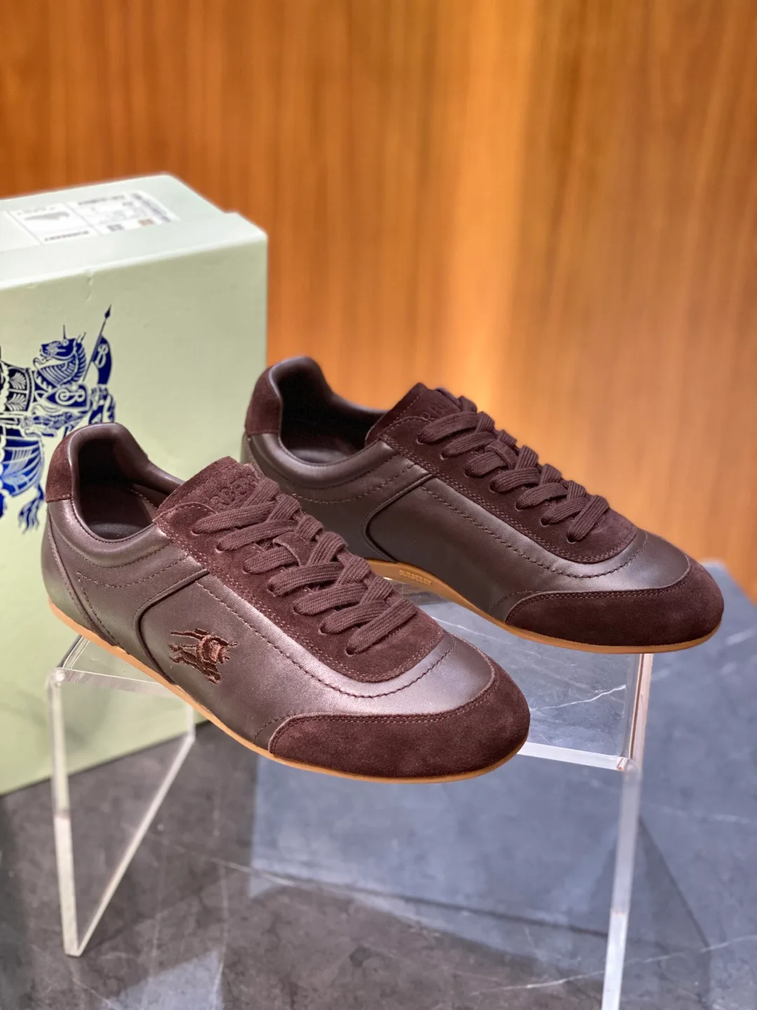 Кроссовки Мужские Burberry 18119381