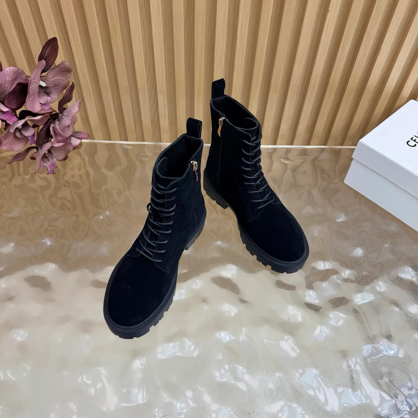 Ботинки Женские Celine 18235171
