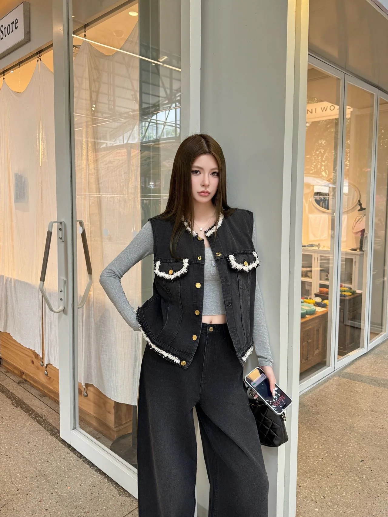 Жилеты Женские Chanel 18598836