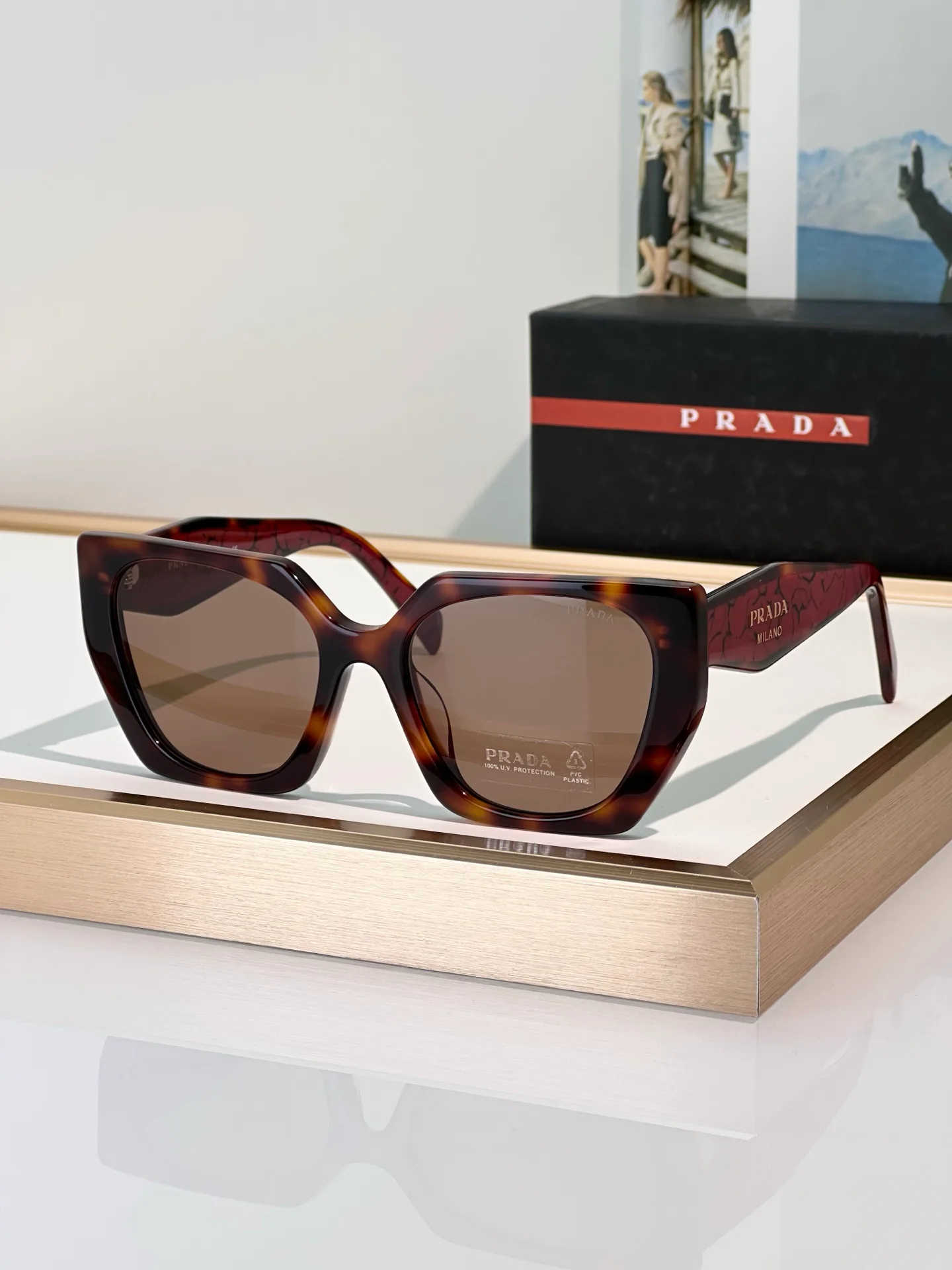 Очки Prada 11687639