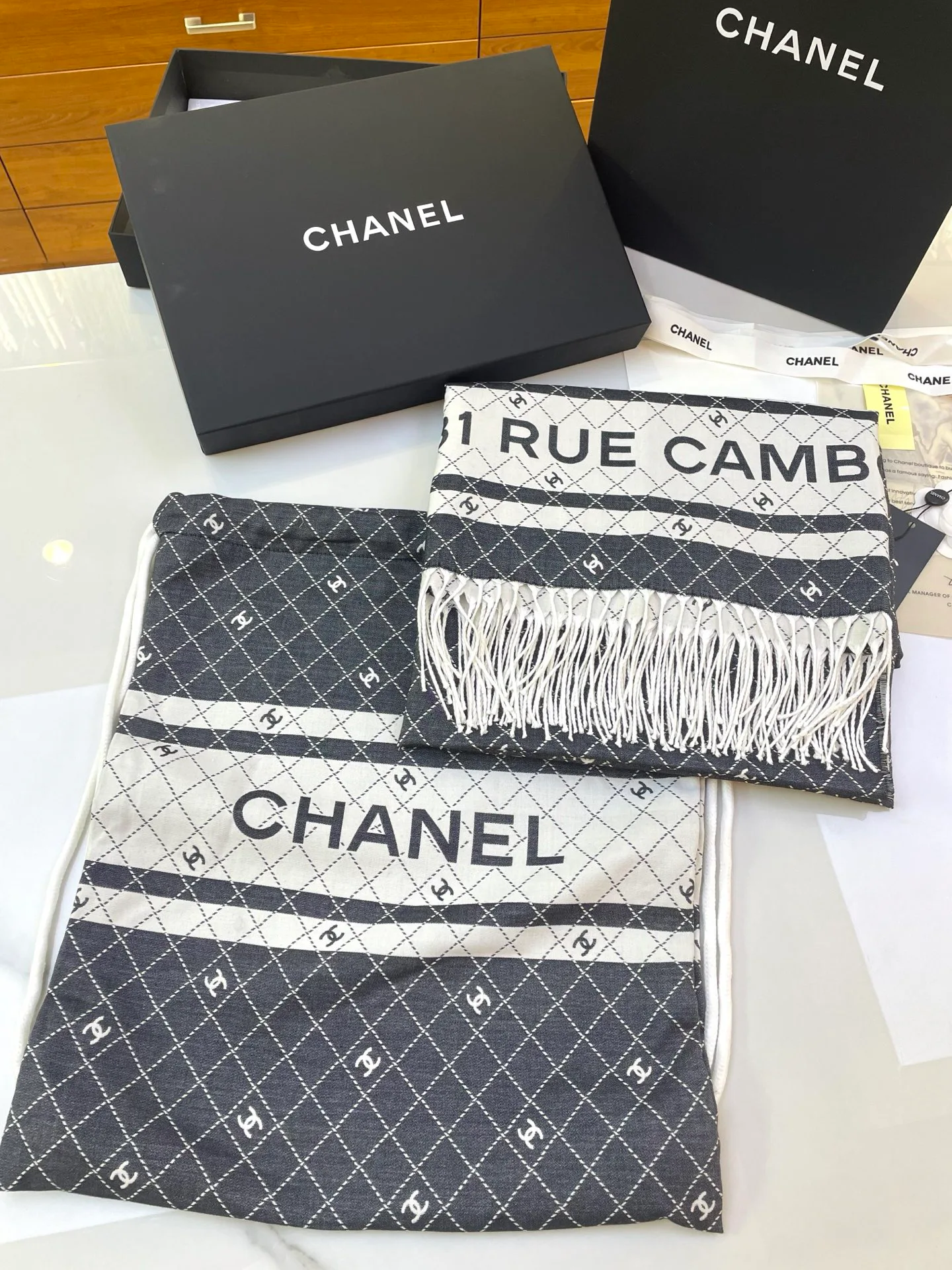 Шарфы Chanel 210302