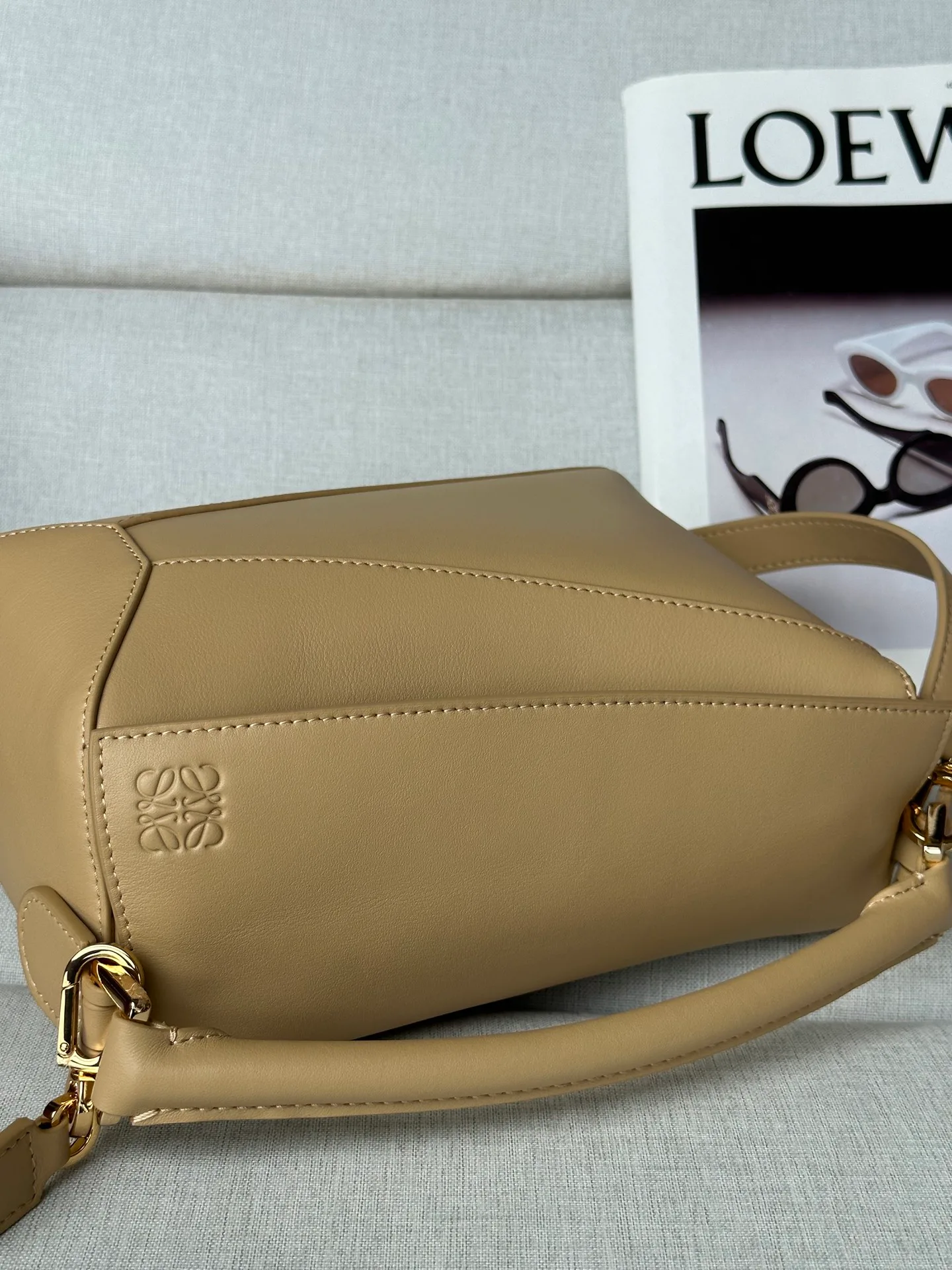 Классические Сумки Женские Loewe 13339538