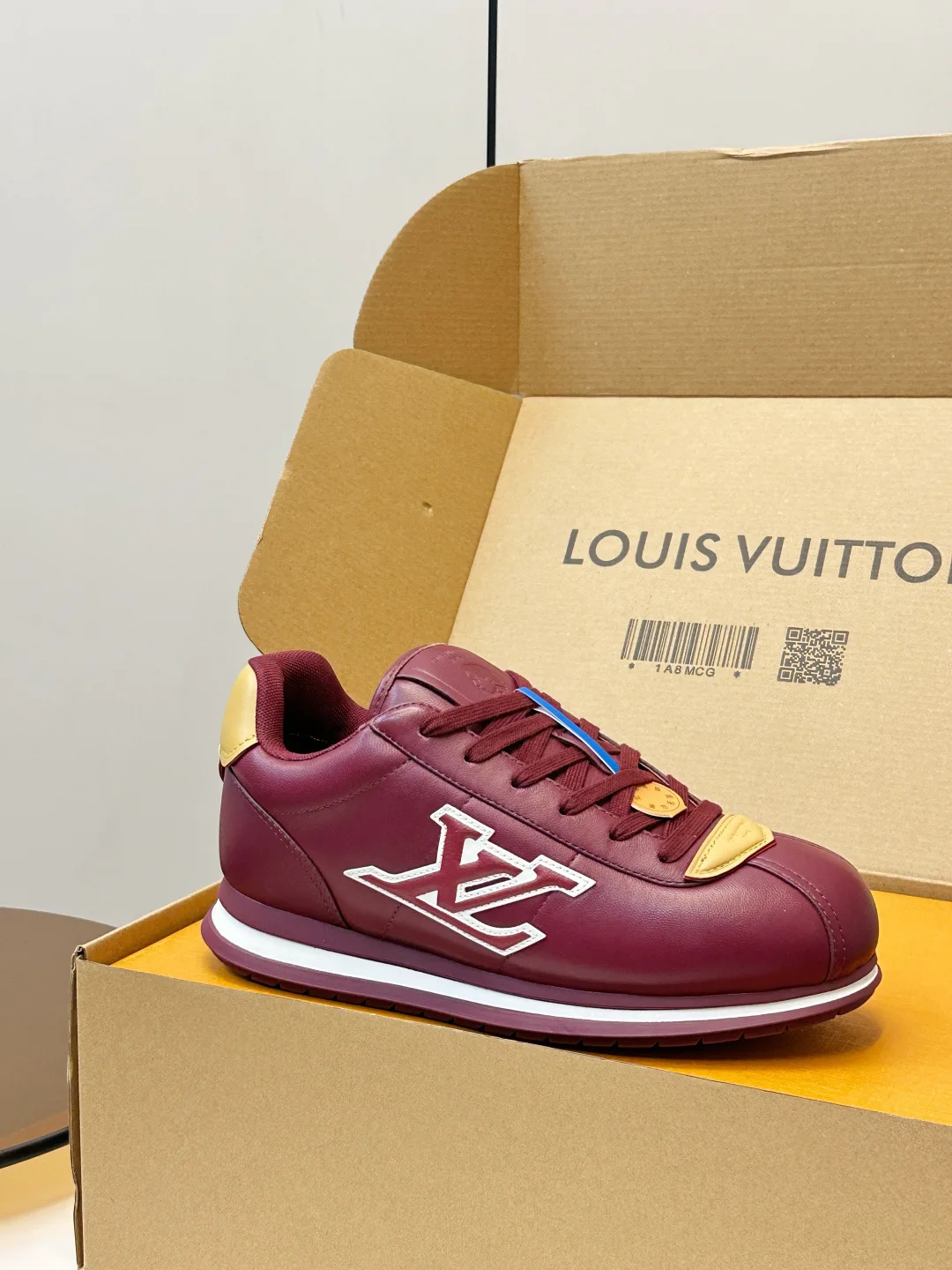 Кроссовки Женские Louis Vuitton 11594926