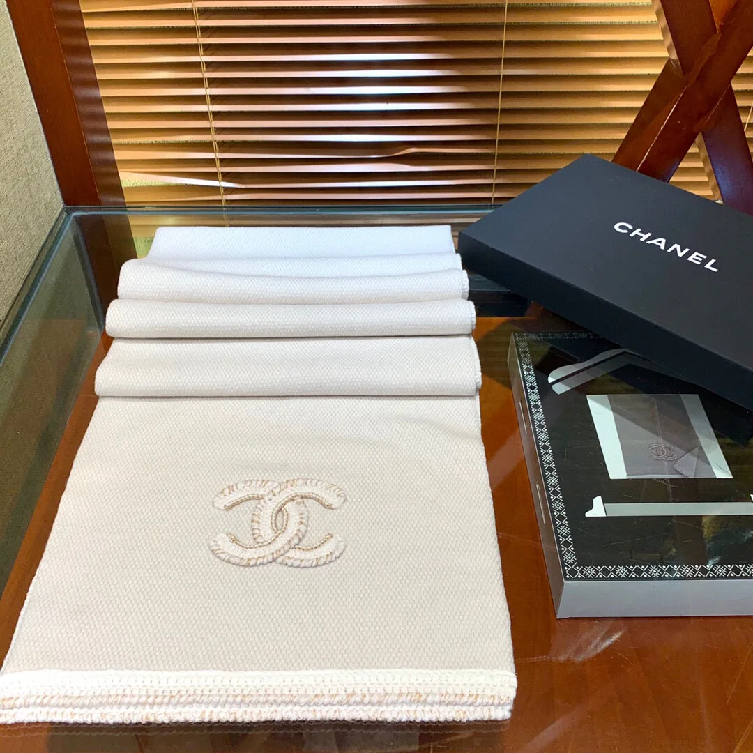 Шарфы Chanel 2478568