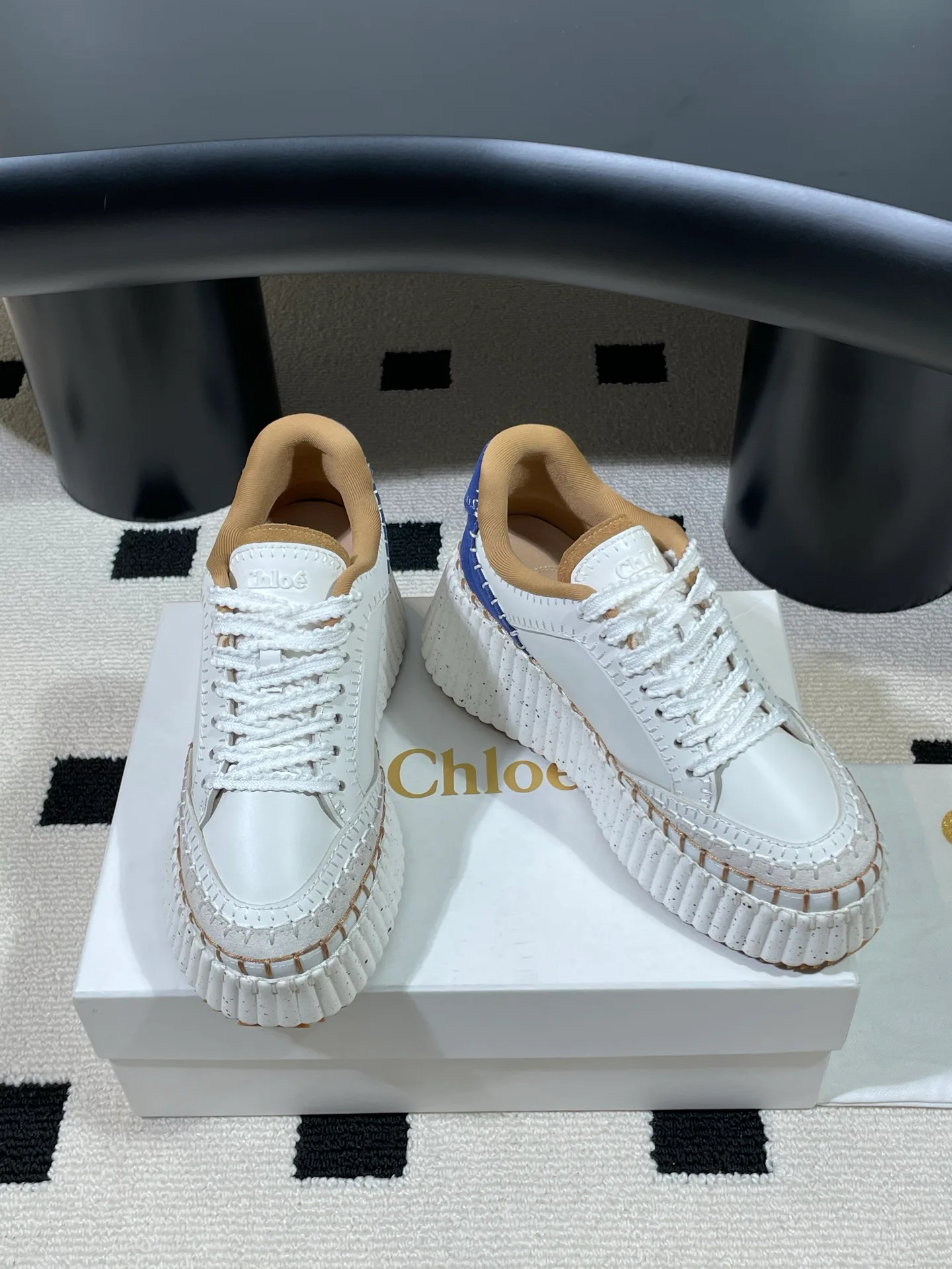 Кроссовки Женские Chloe 1511757