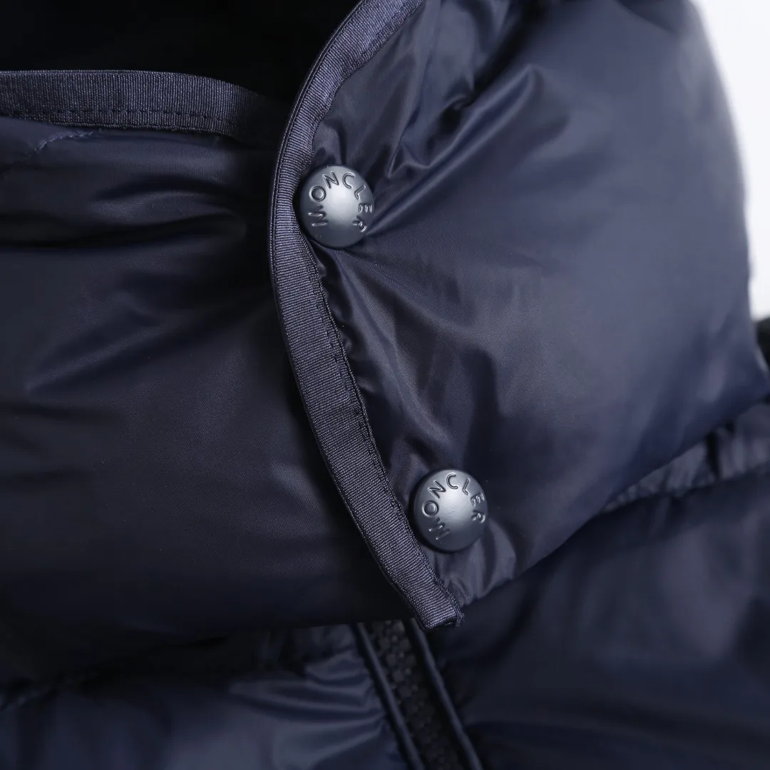 Куртки И Пуховики Женские Moncler 20099400