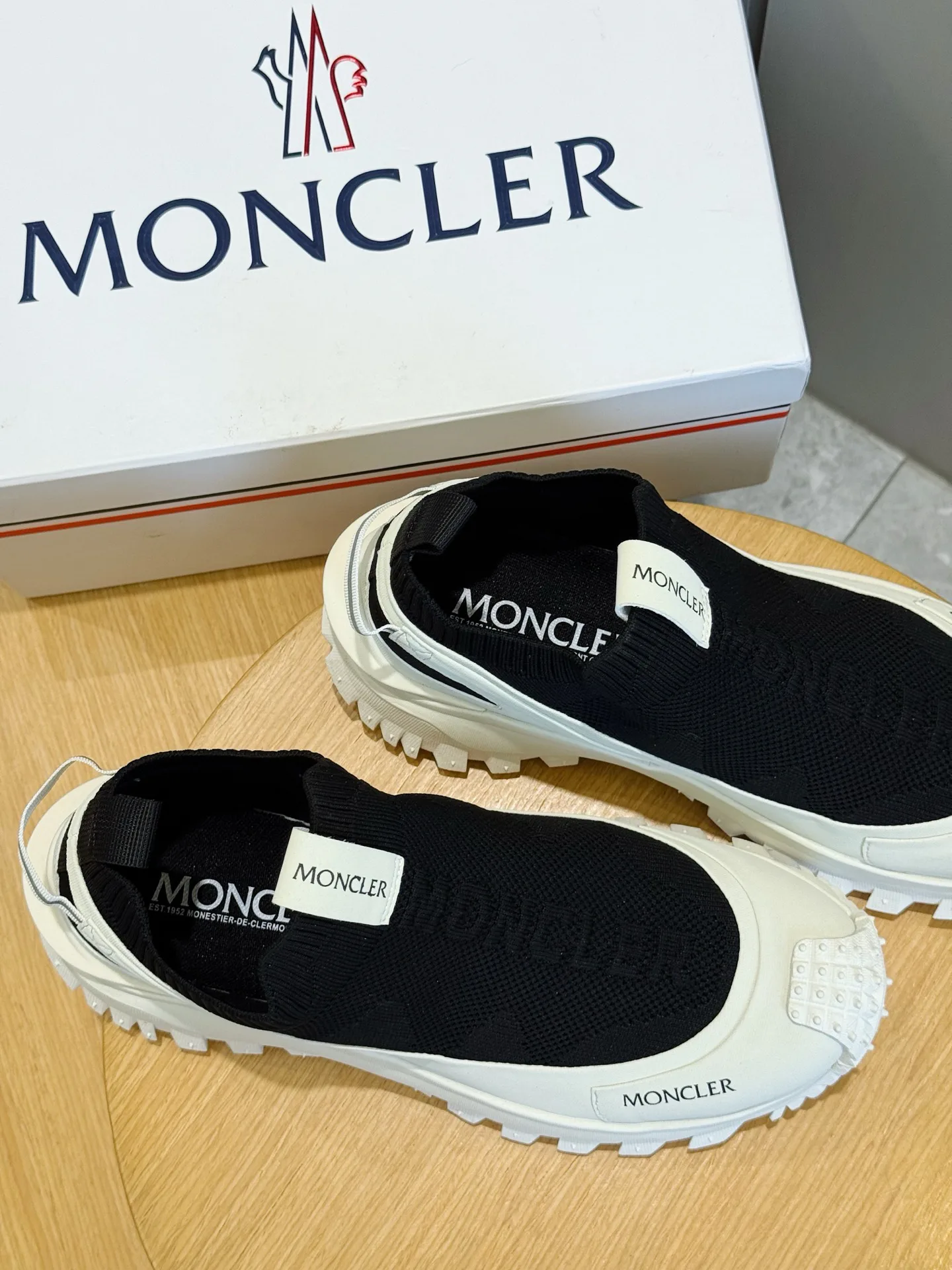 Кроссовки Мужские Moncler 19678439