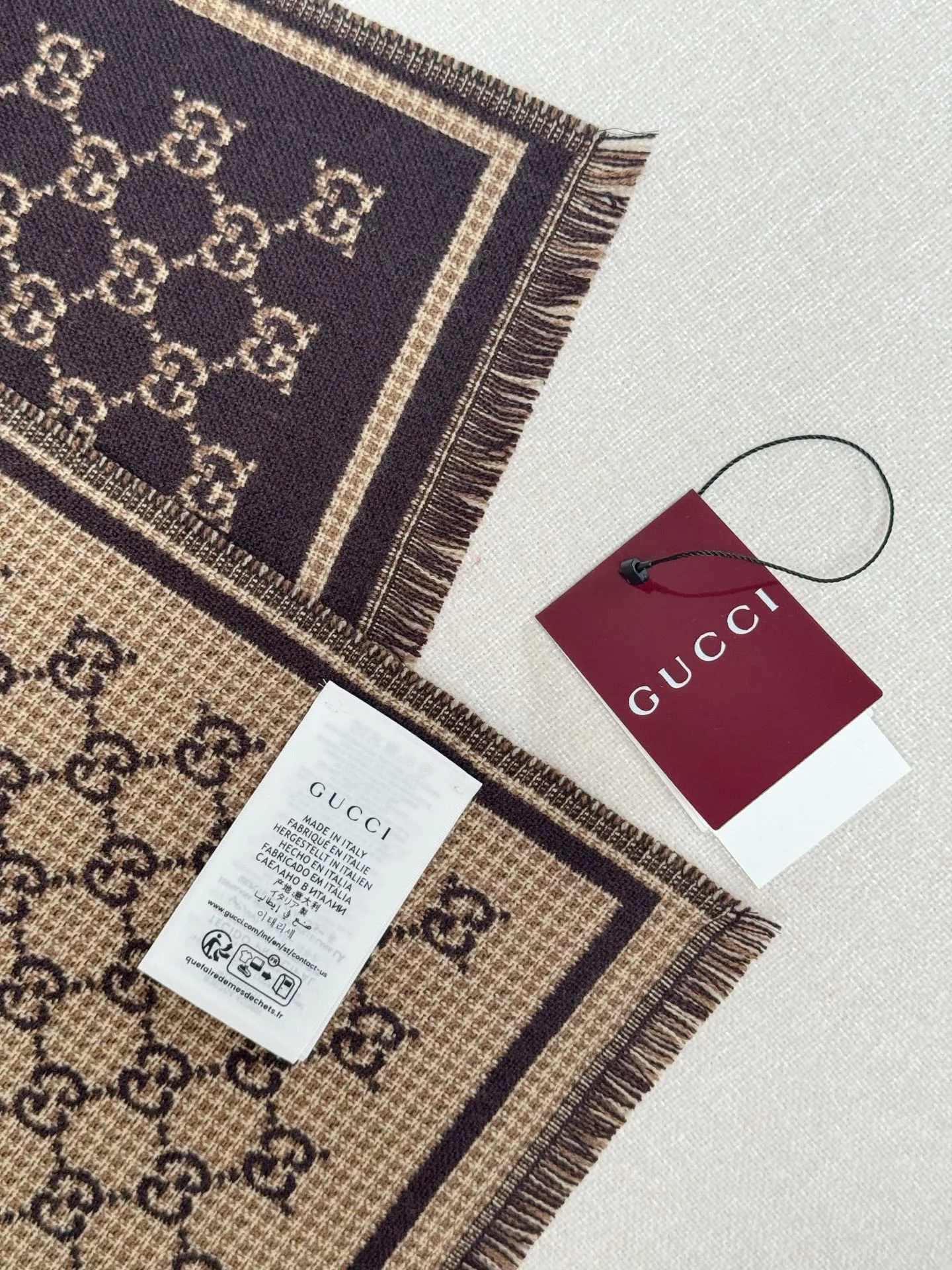 Шарфы Gucci 848557