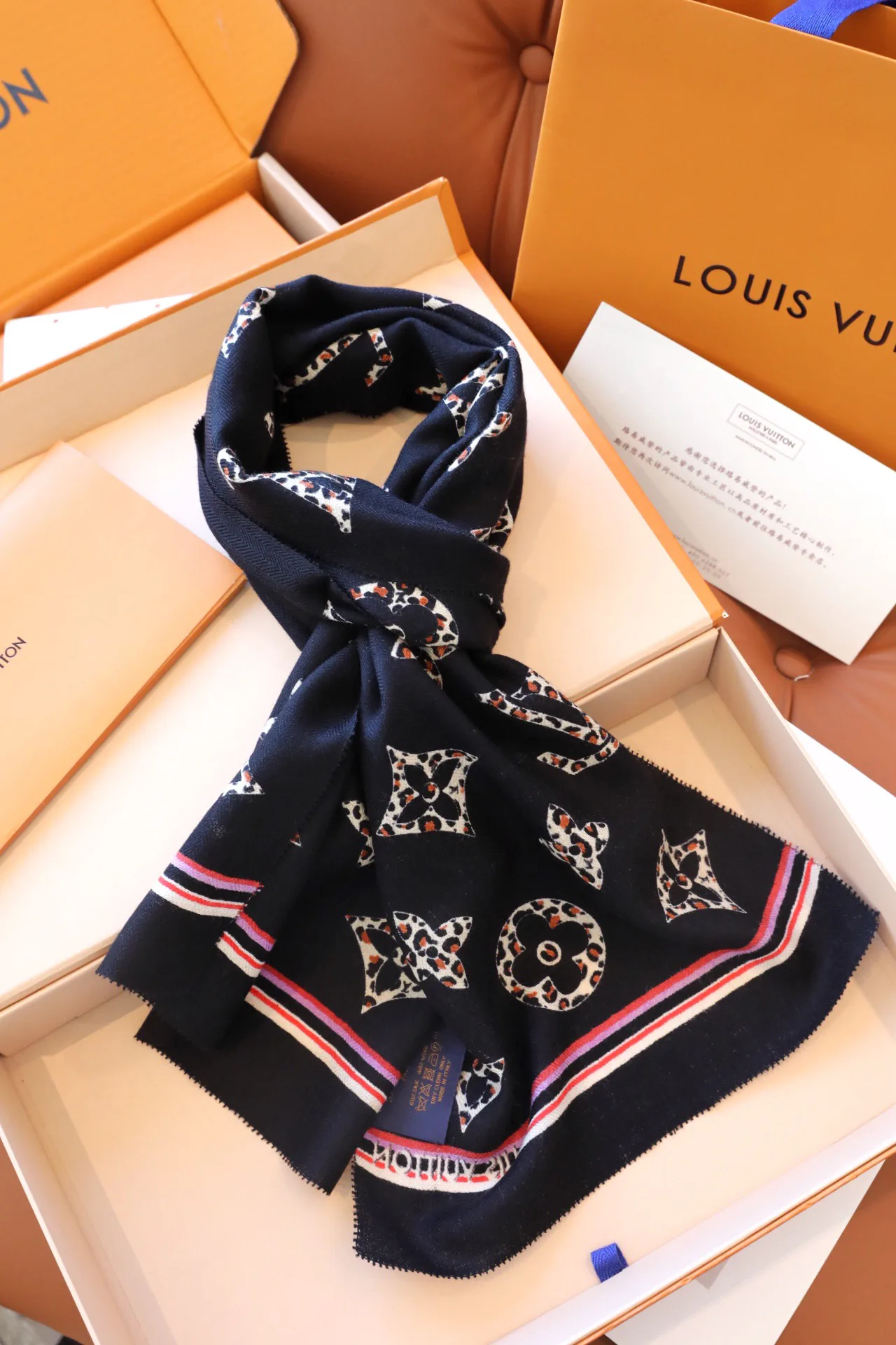 Шарфы Louis Vuitton 12073