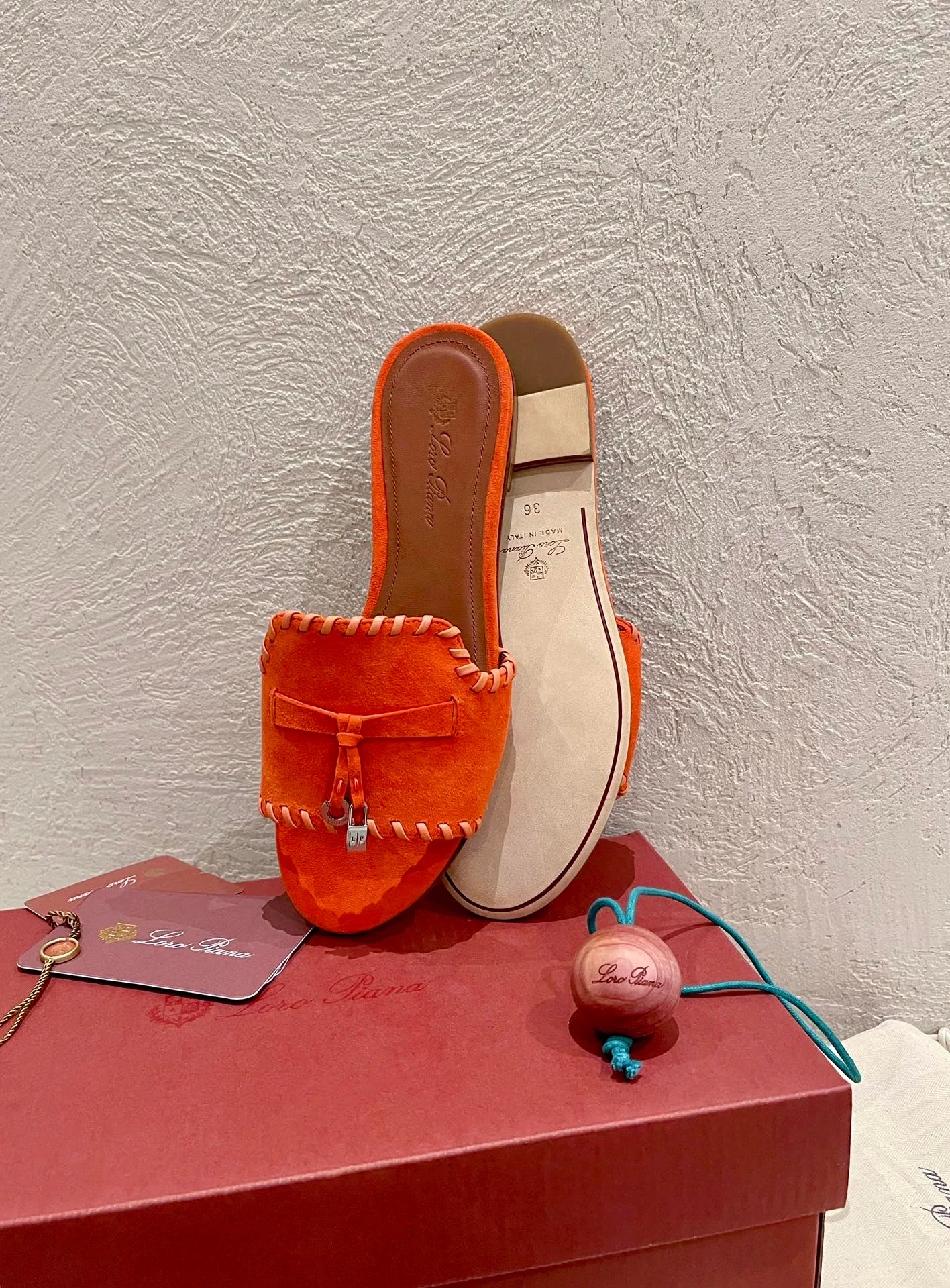 Шлепанцы Женские Loro Piana 1022043