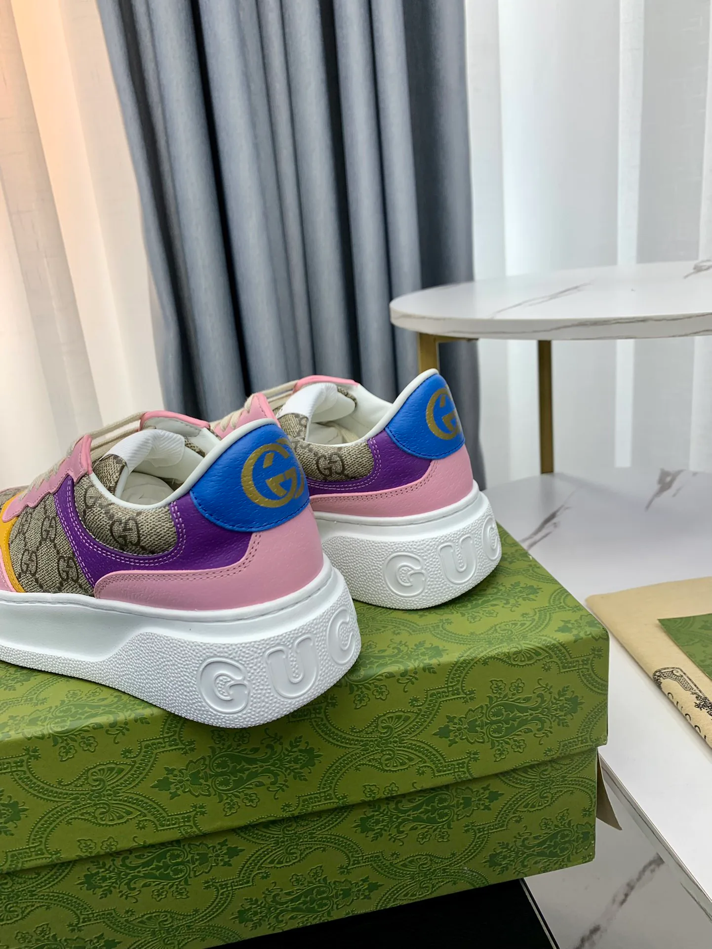 Кеды Женские Gucci 5402057
