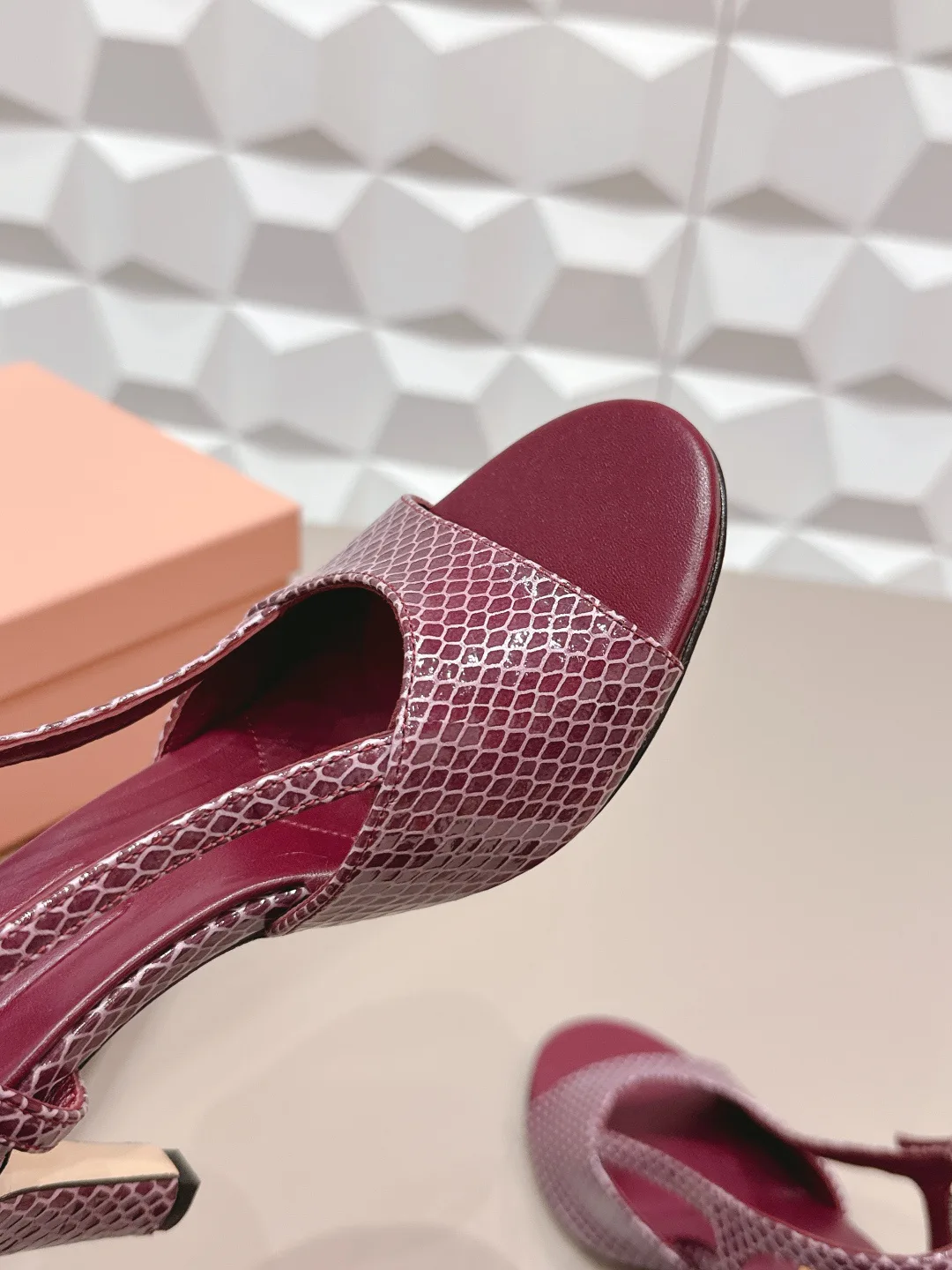 Босоножки Женские Miu Miu 11014328