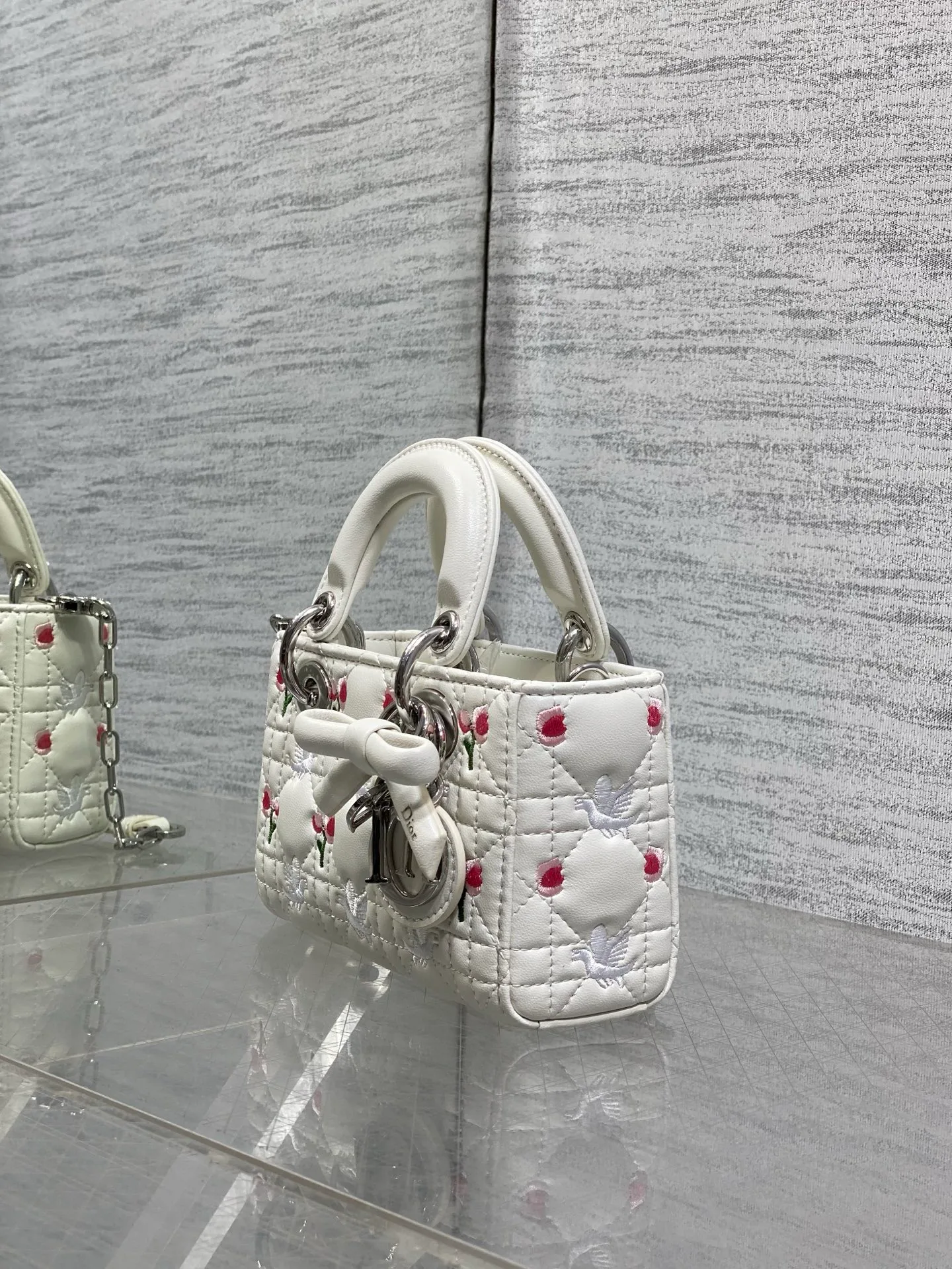 Классические Сумки Женские Christian Dior 17033690