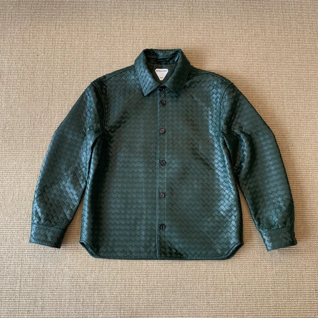 Кожаные Куртки И Дублёнки Женские Bottega Veneta 17930822