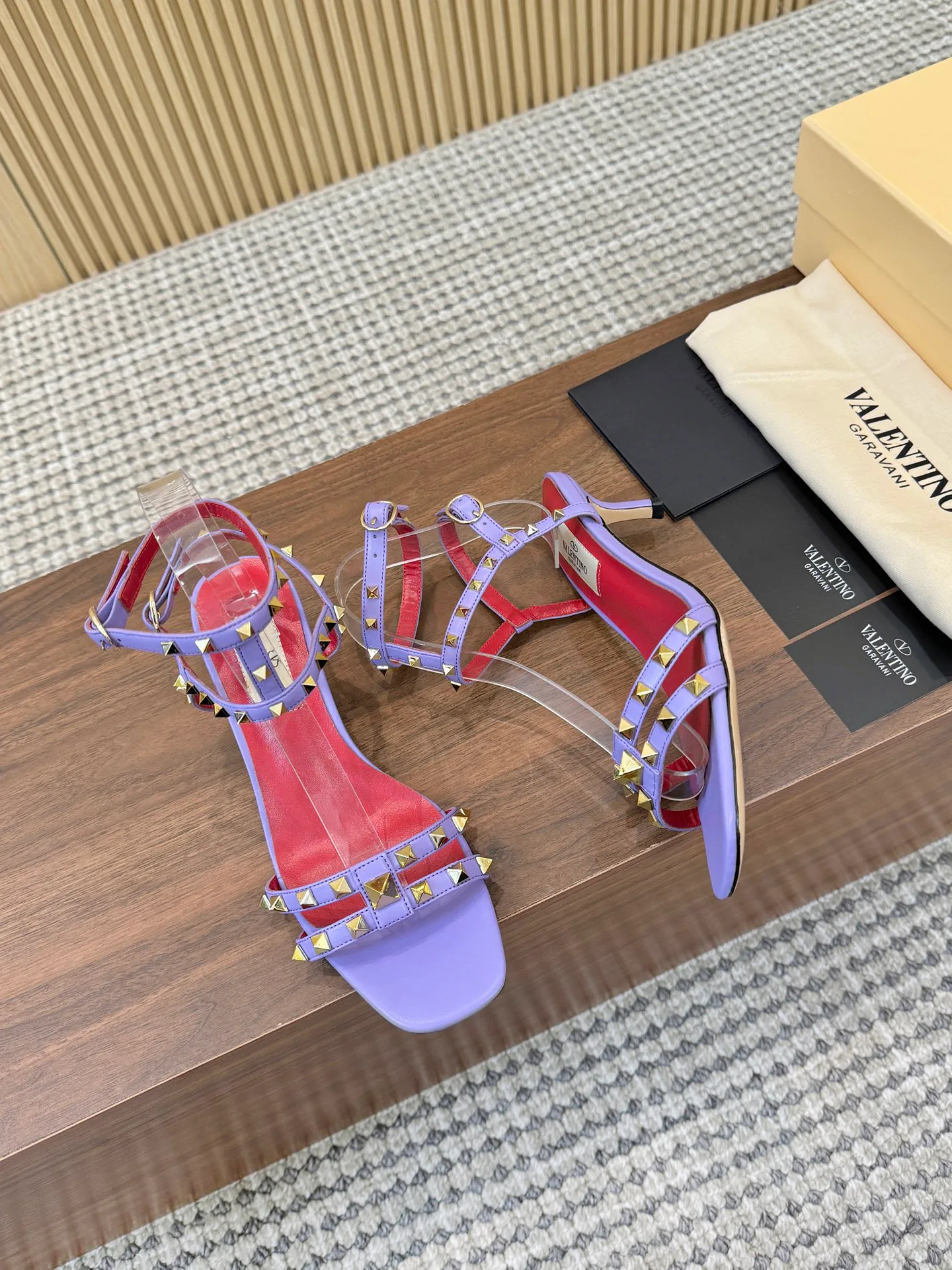 Босоножки Женские Valentino 17411462