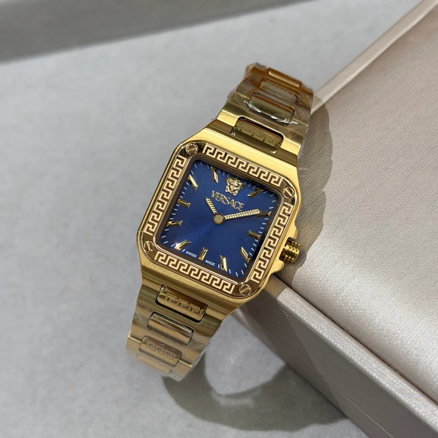 Часы Женские Versace 17813610