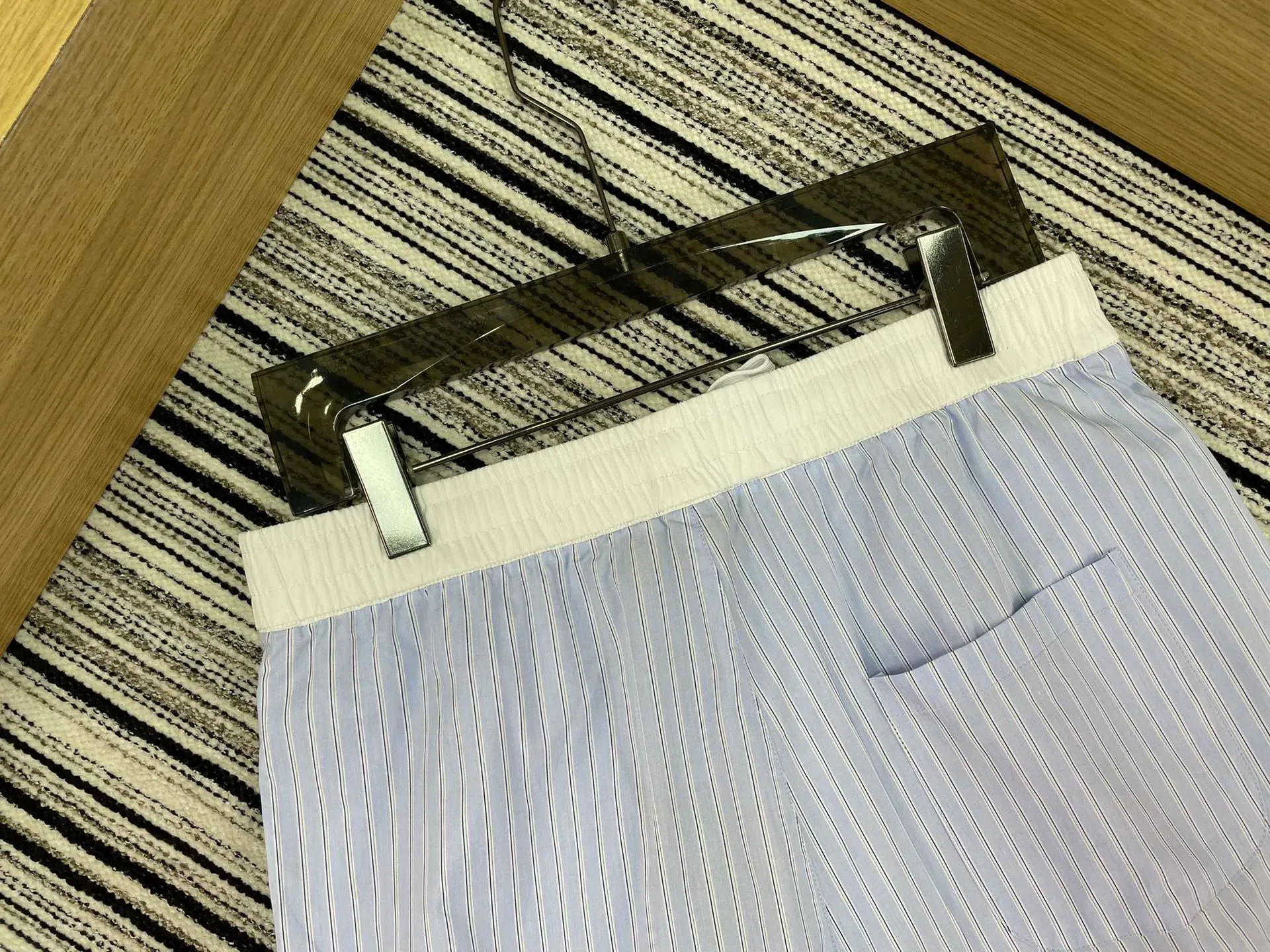 Шорты Женские Louis Vuitton 1828645