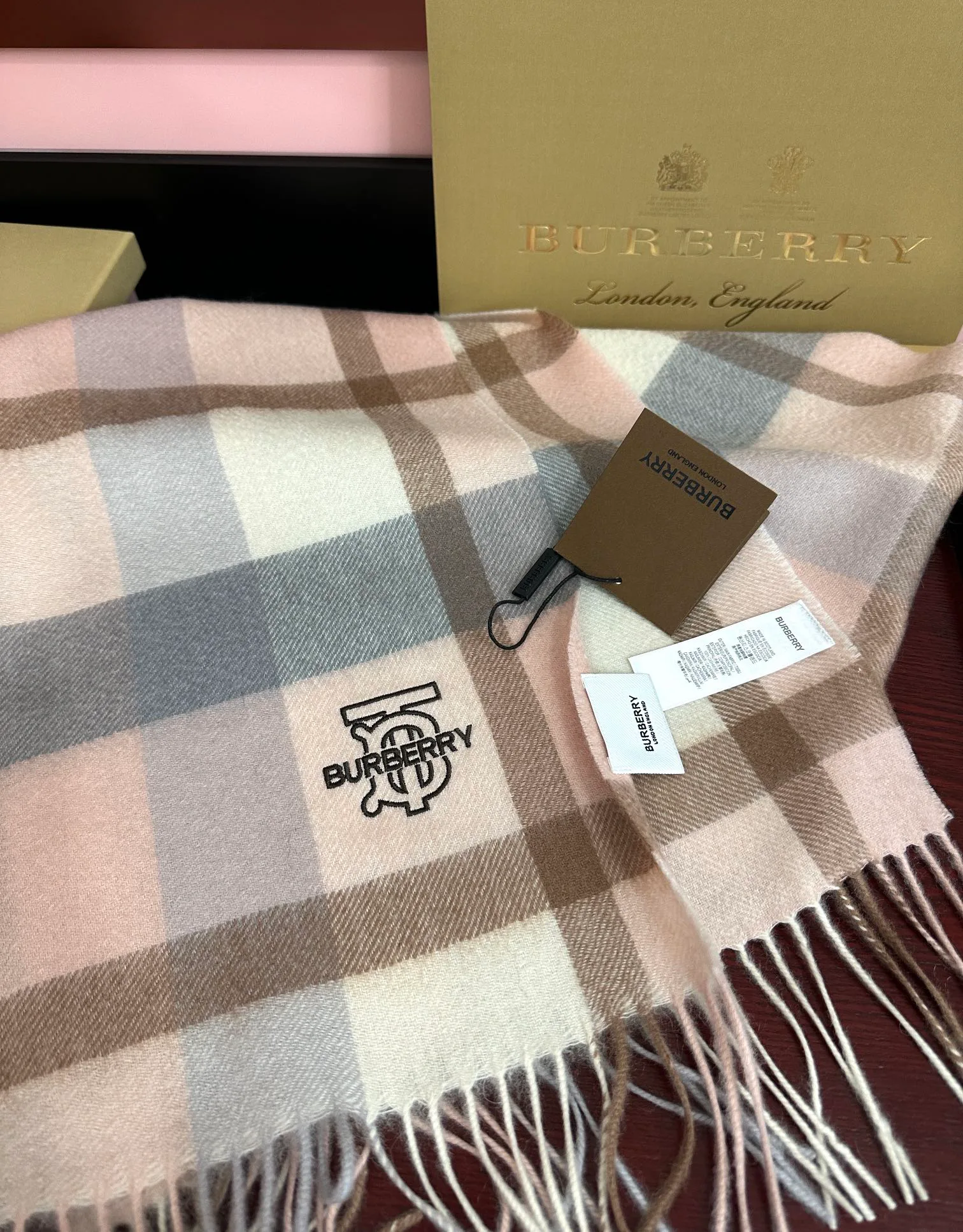 Шарфы Burberry 1490197