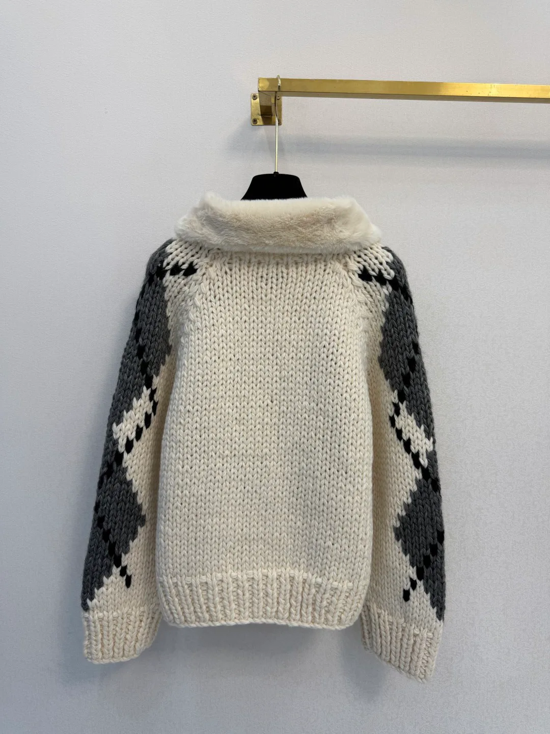Джемперы И Свитеры Женские Chanel 18840706
