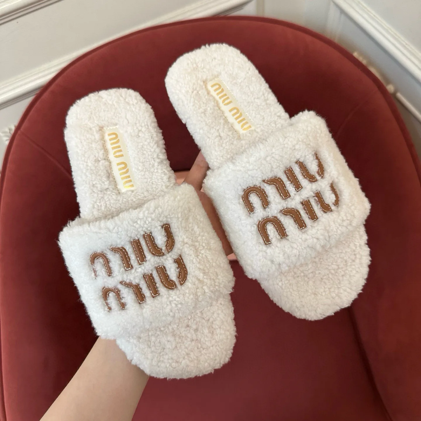Тапочки Женские Miu Miu 698139