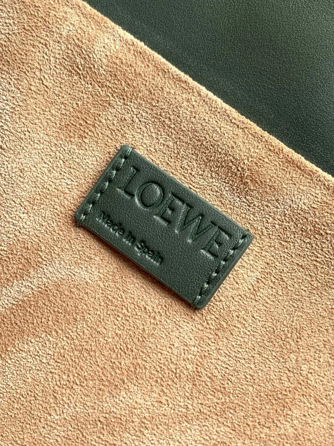 Классические Сумки Женские Loewe 13174334