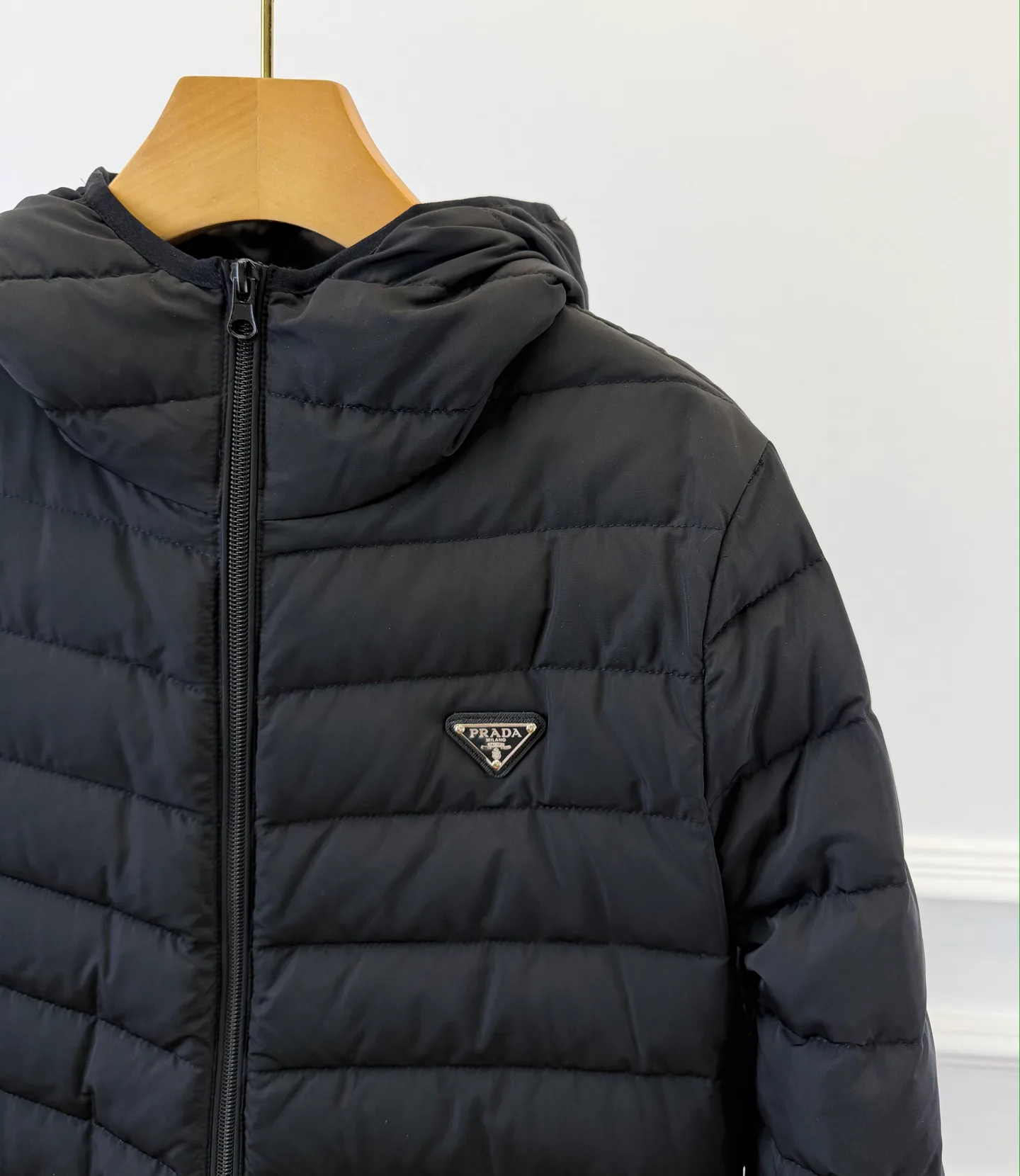Куртки И Пуховики Женские Prada 19793152