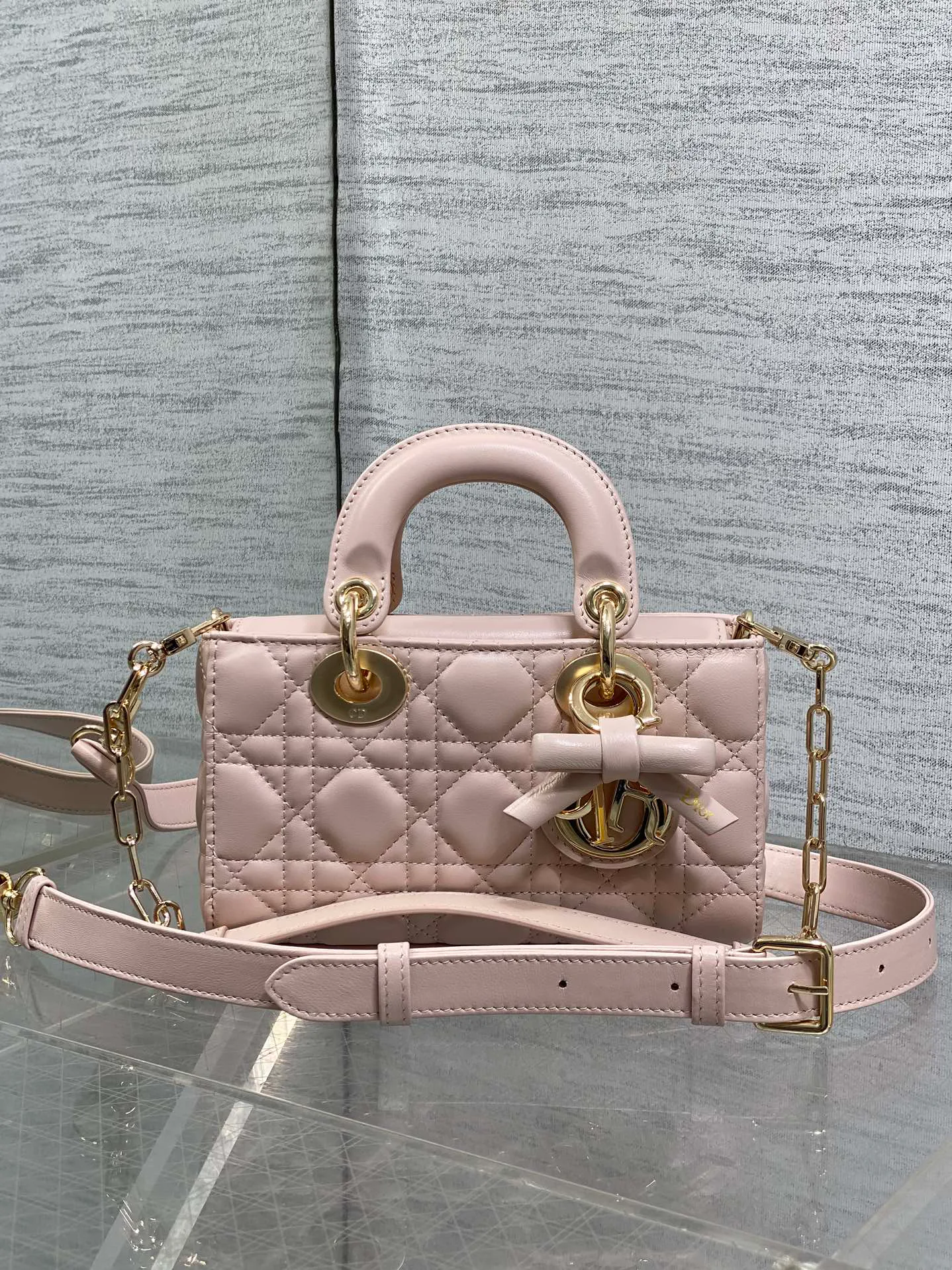 Классические Сумки Женские Christian Dior 11685166