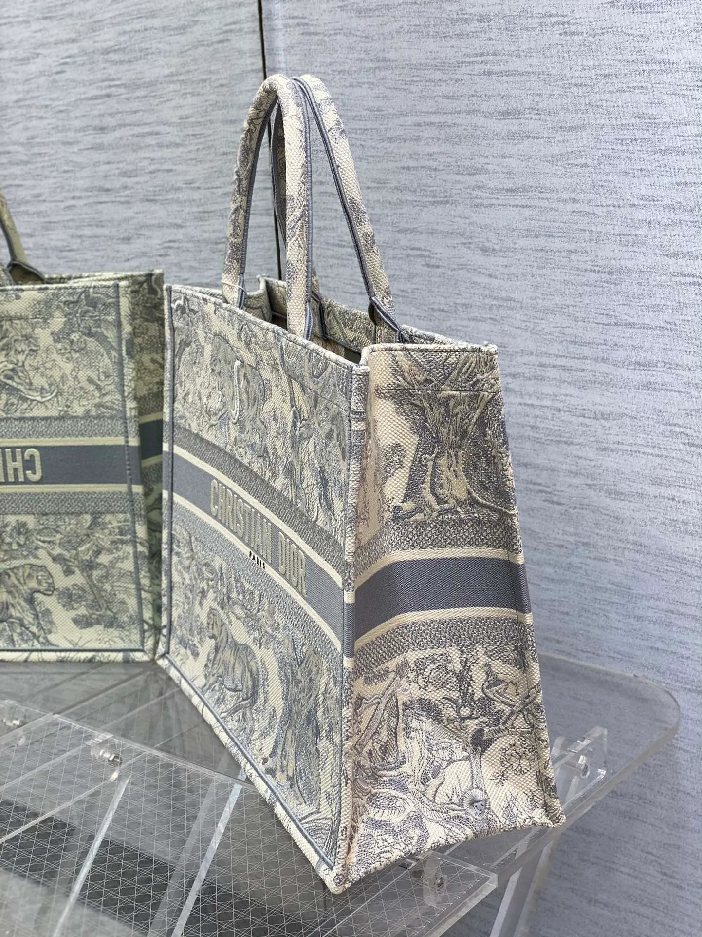 Классические Сумки Женские Christian Dior 11224035