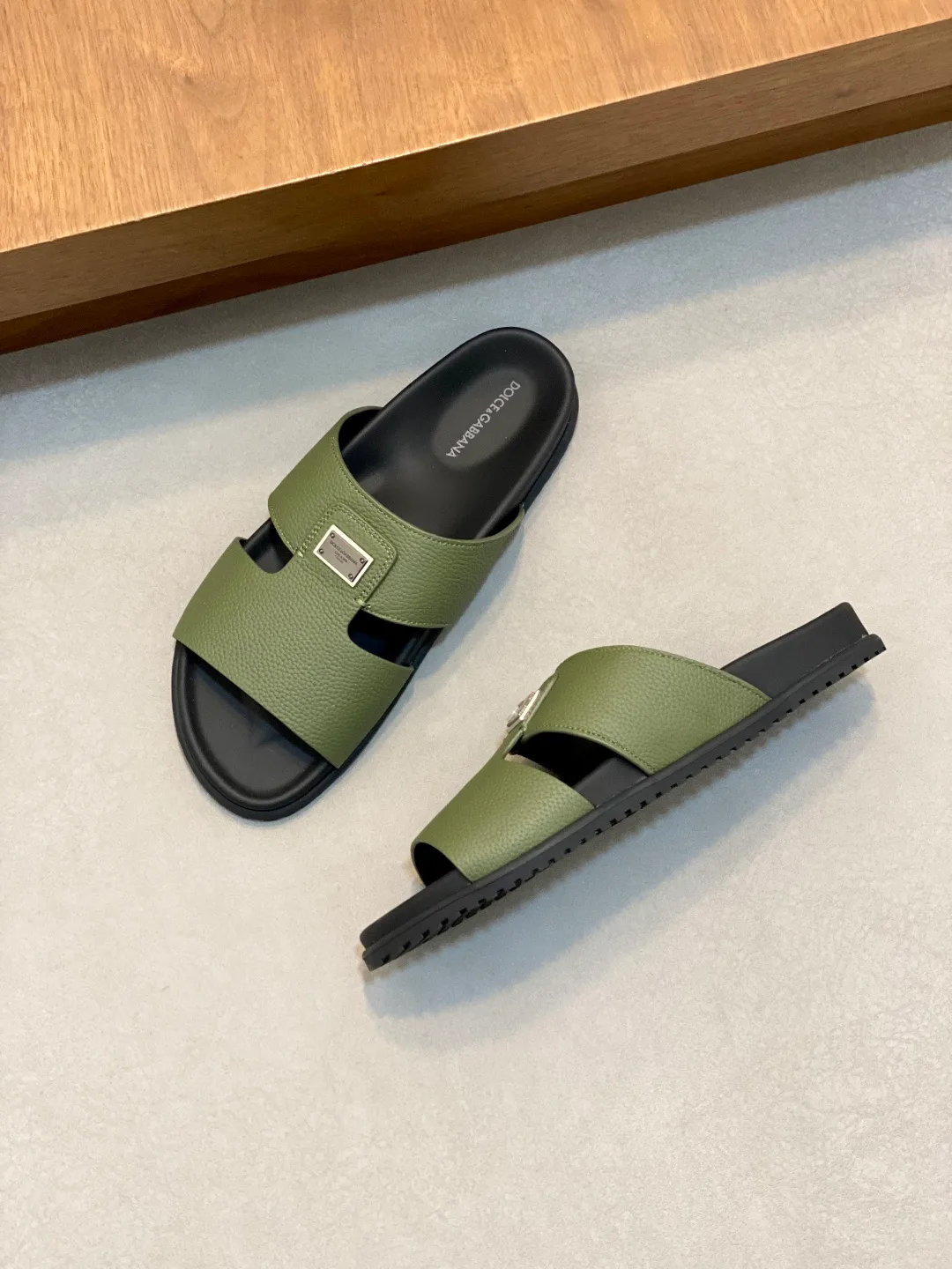 Шлепанцы Мужские Dolce & Gabbana 13248923