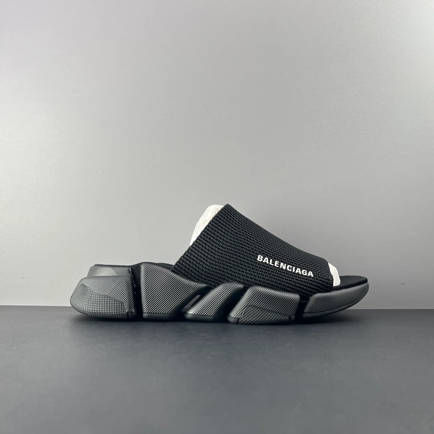 Шлепанцы Женские Balenciaga 13548631