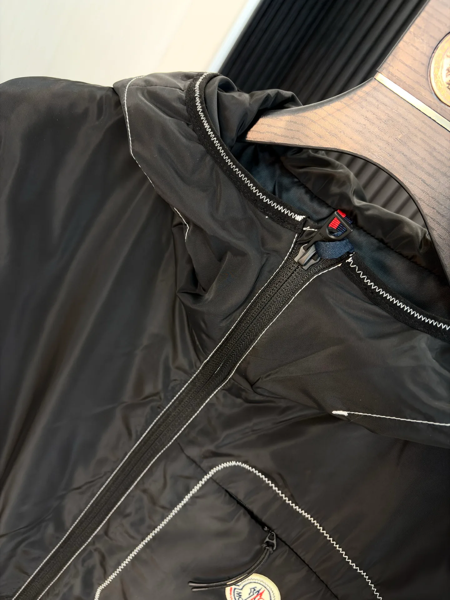 Куртки И Пуховики Мужские Moncler 18218448