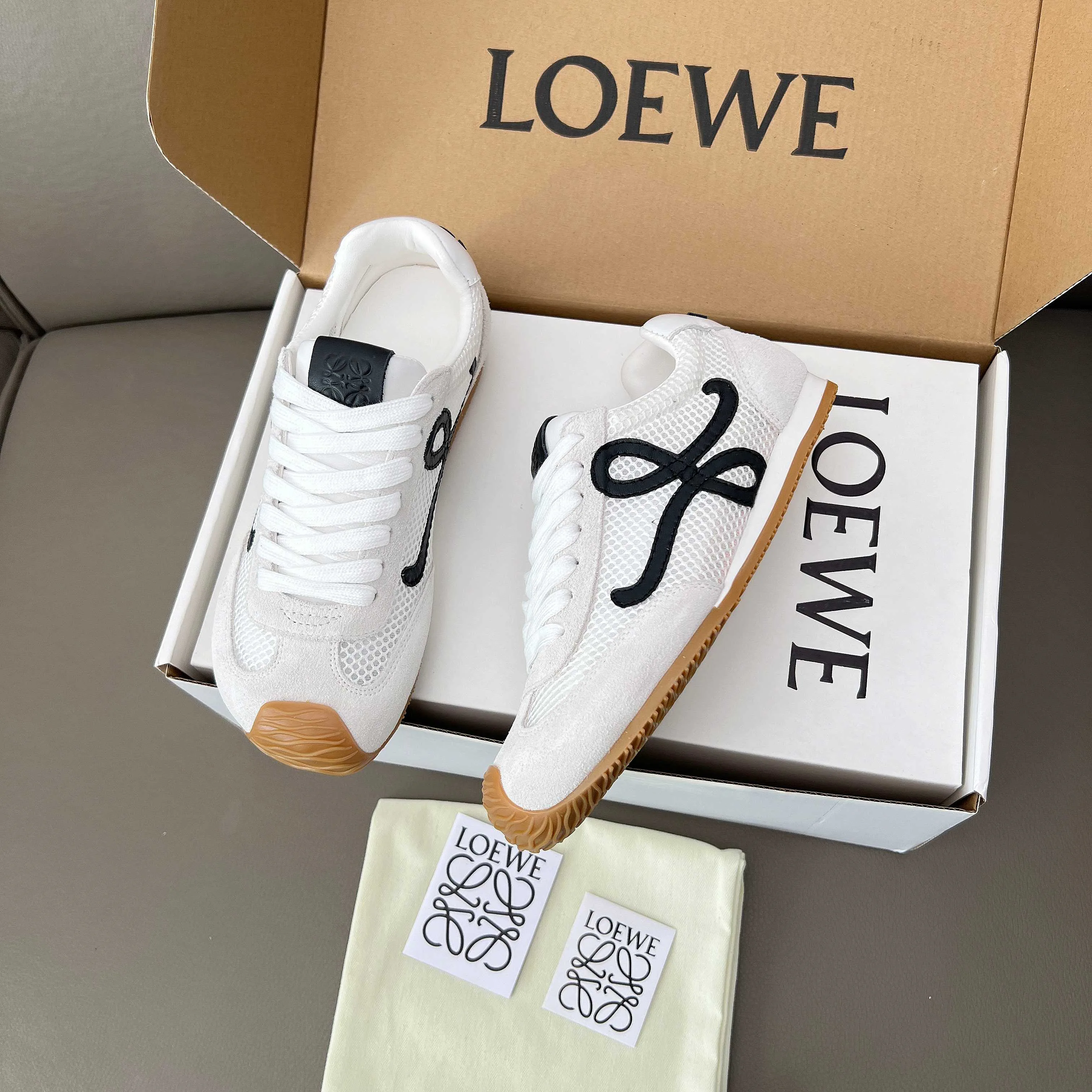 Кроссовки Женские Loewe 18011186