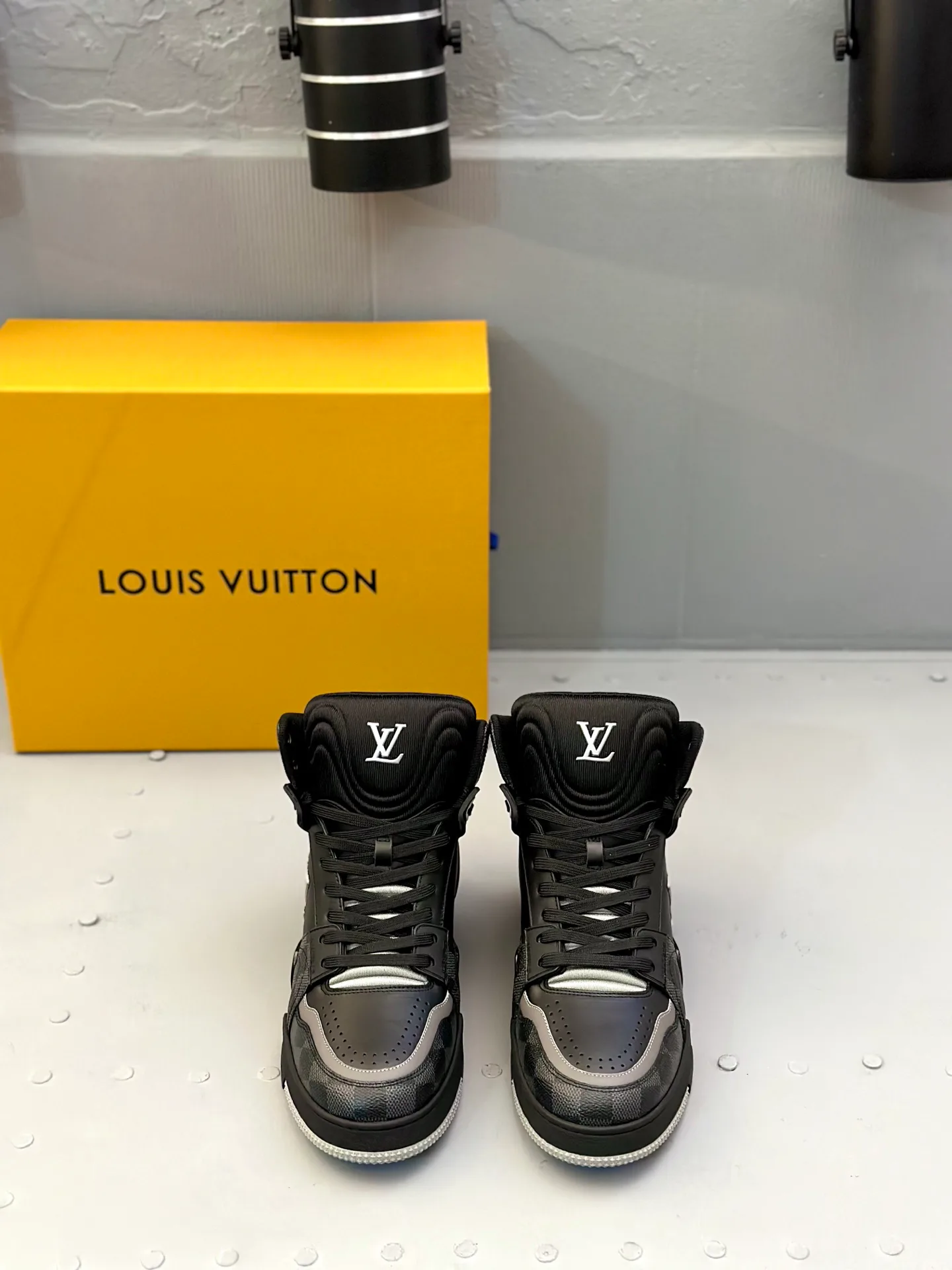 Кроссовки Мужские Louis Vuitton 930651