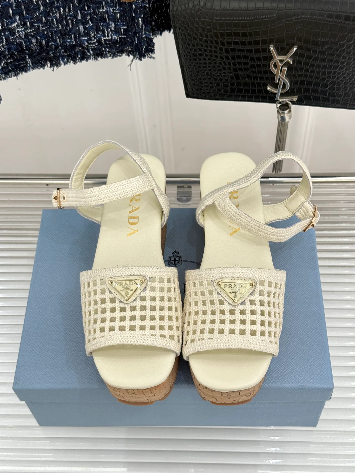 Босоножки Женские Prada 17896702