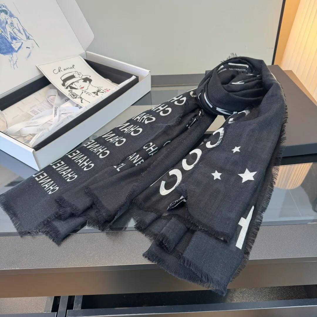 Шарфы Chanel 18222622