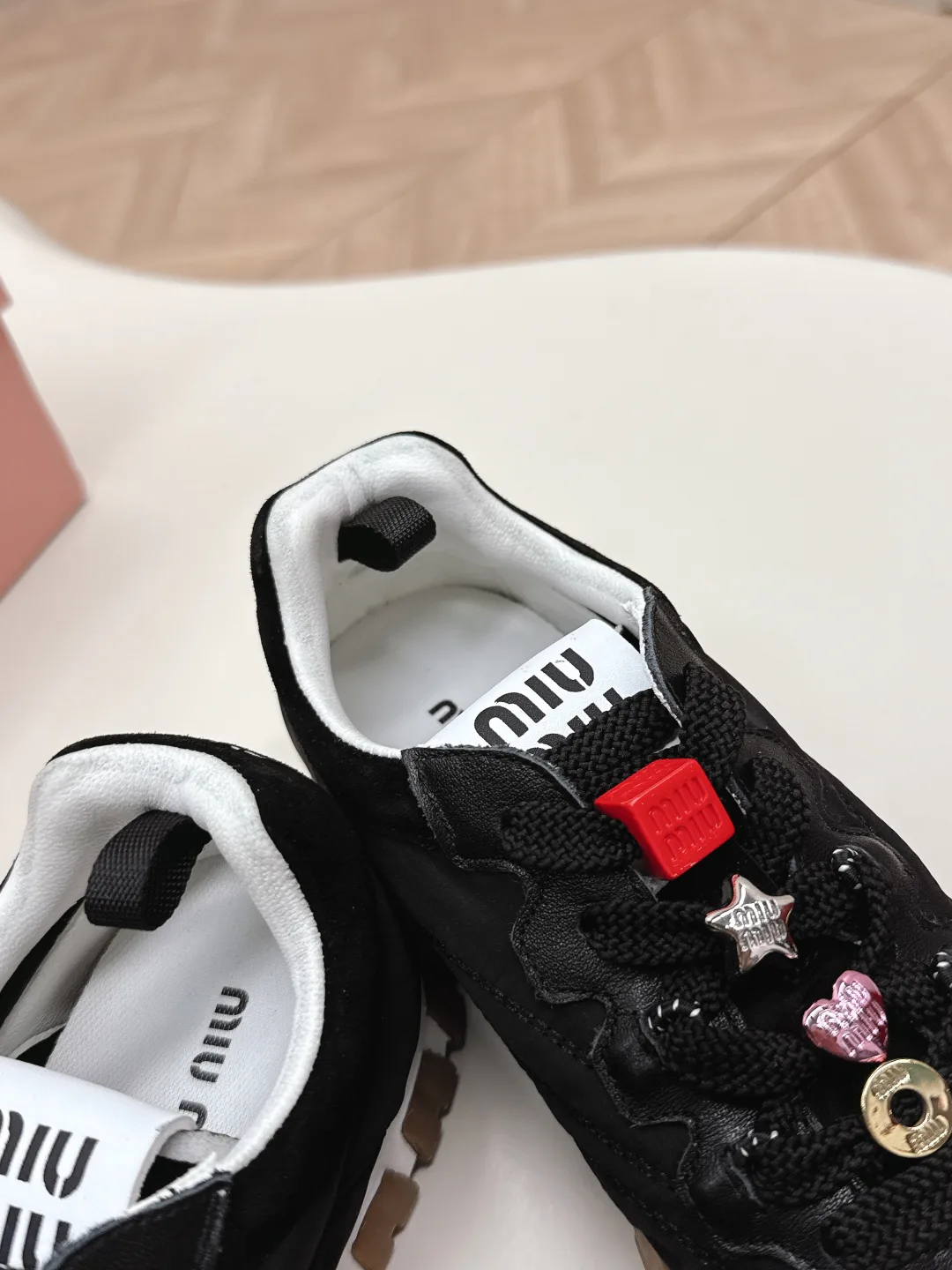 Кроссовки Женские Miu Miu 17221