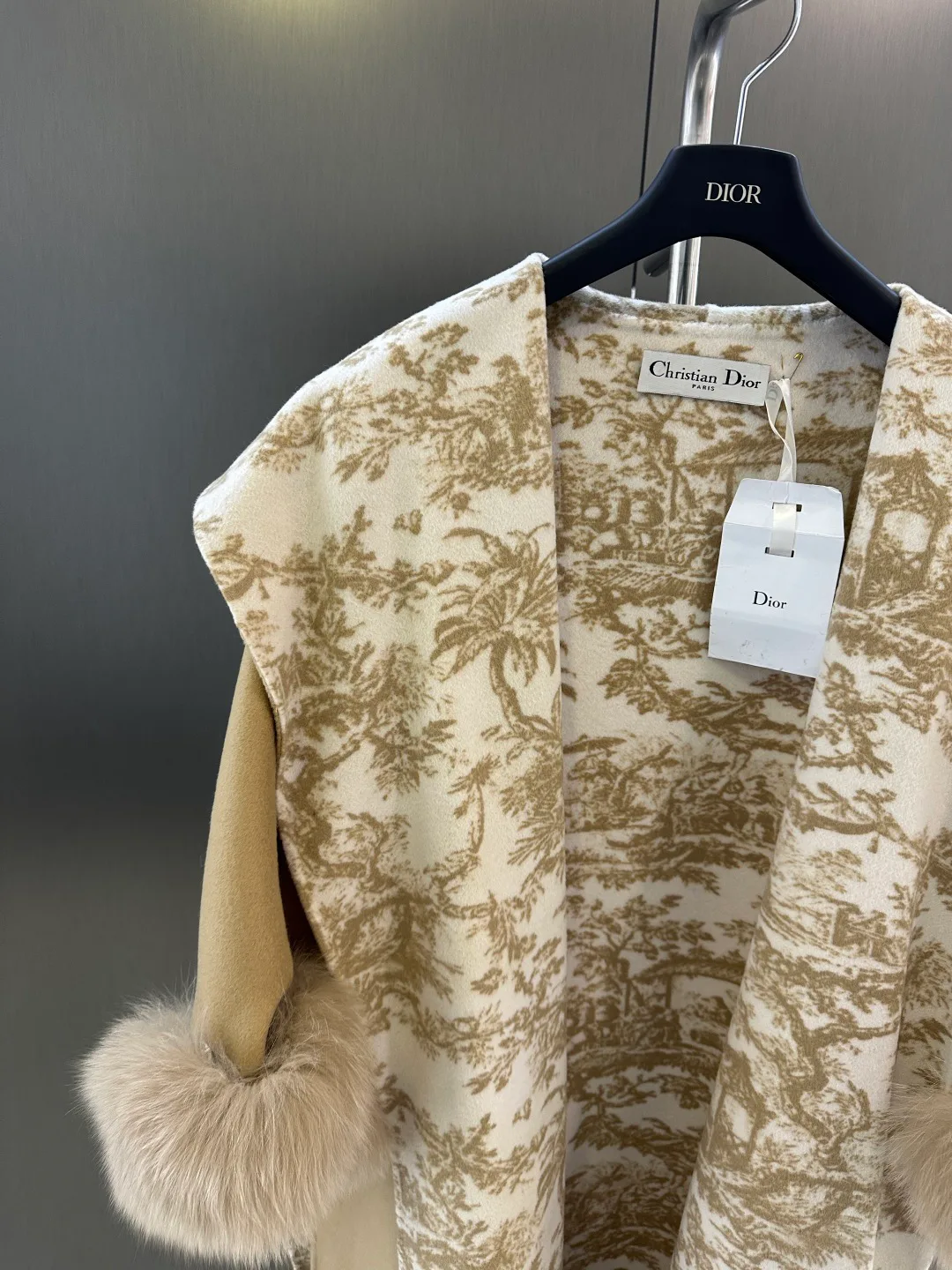 Пальто Женские Christian Dior 409088