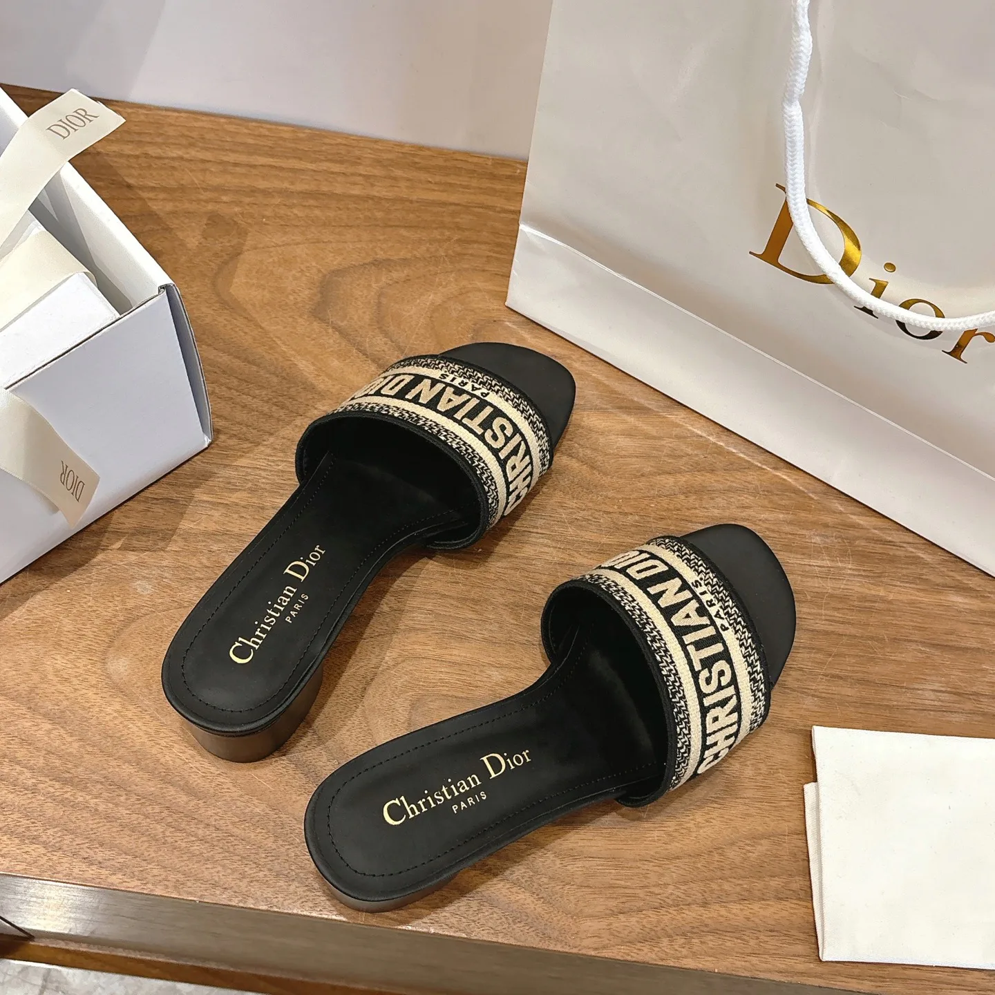 Босоножки Женские Christian Dior 1137339