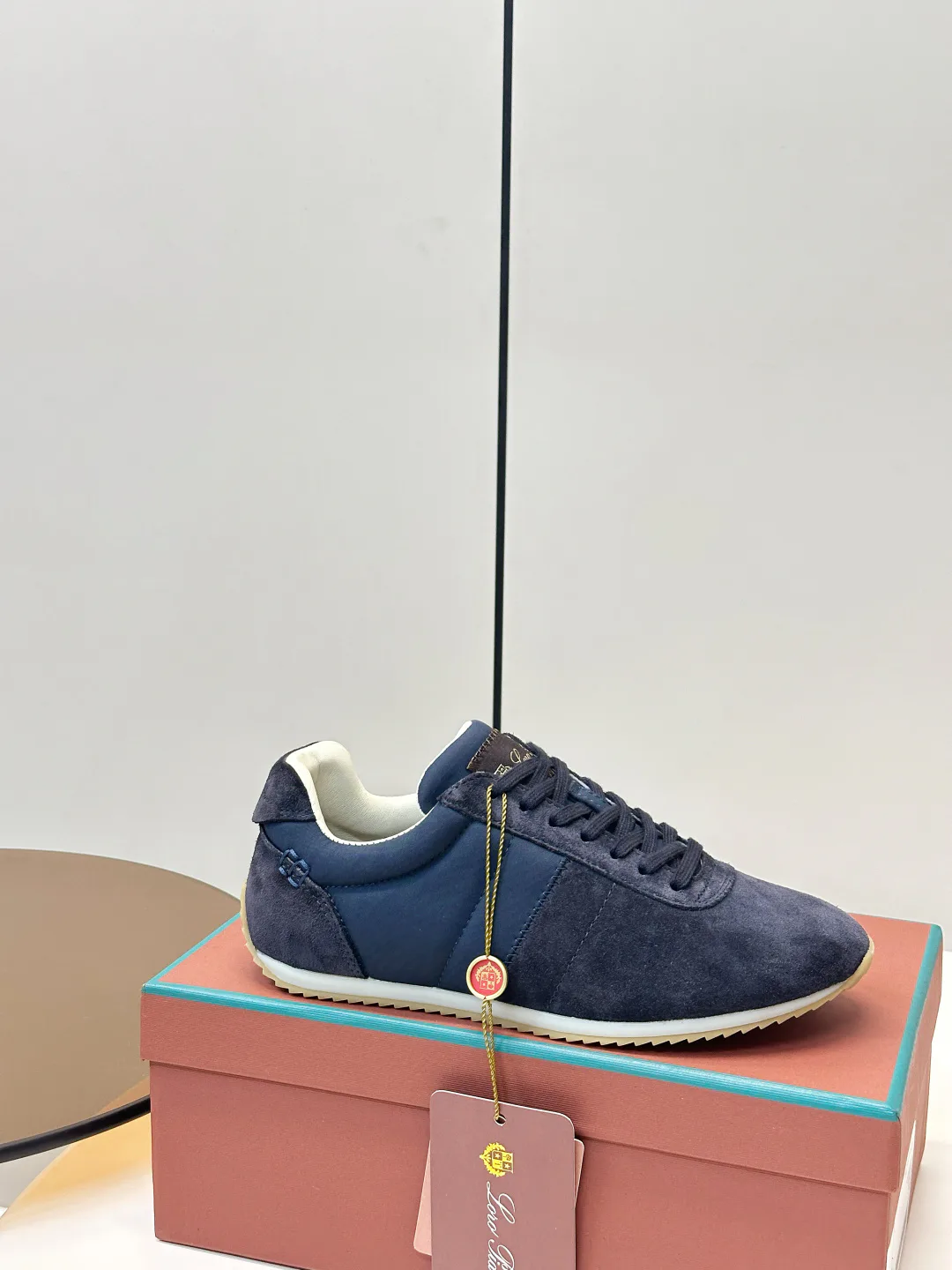 Кроссовки Женские Loro Piana 17464230