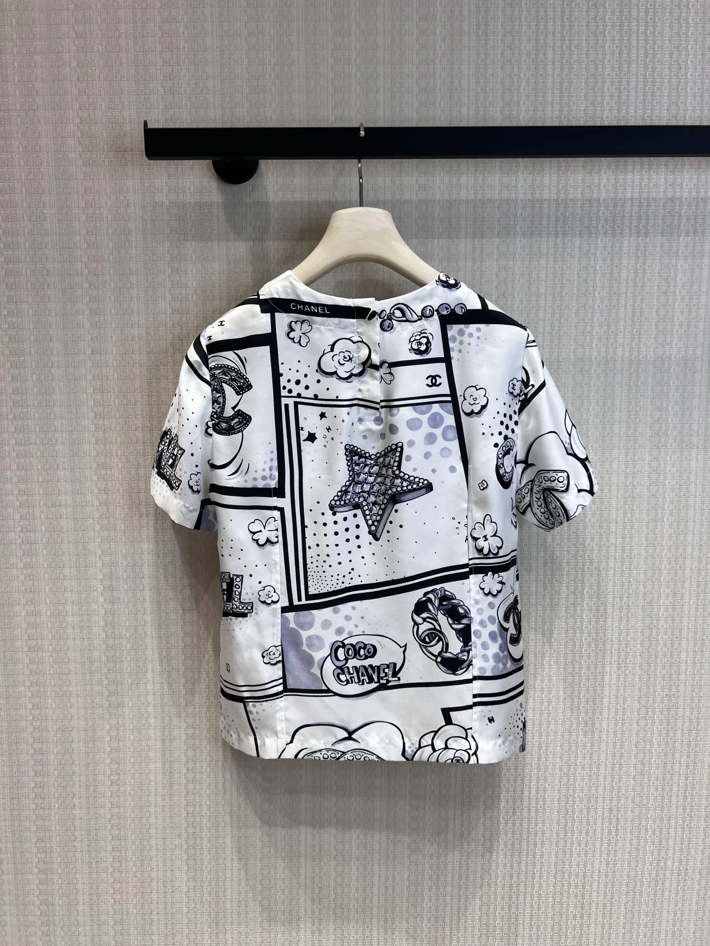 Футболки Женские Chanel 13436374