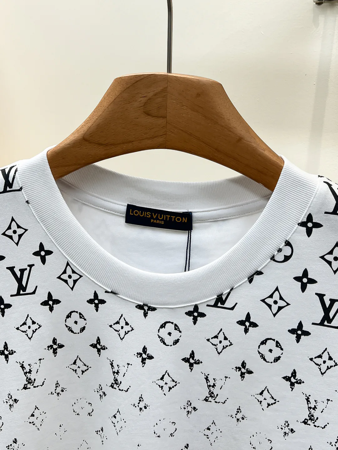 Футболки Женские Louis Vuitton 11415812