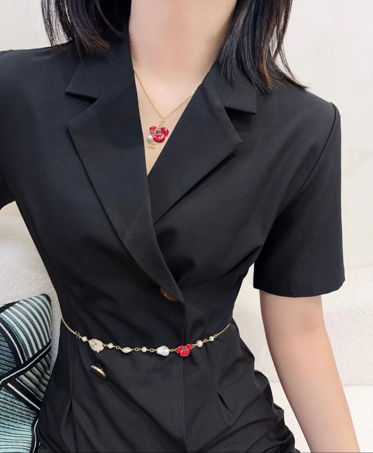 Бижутерия Chanel 18122708