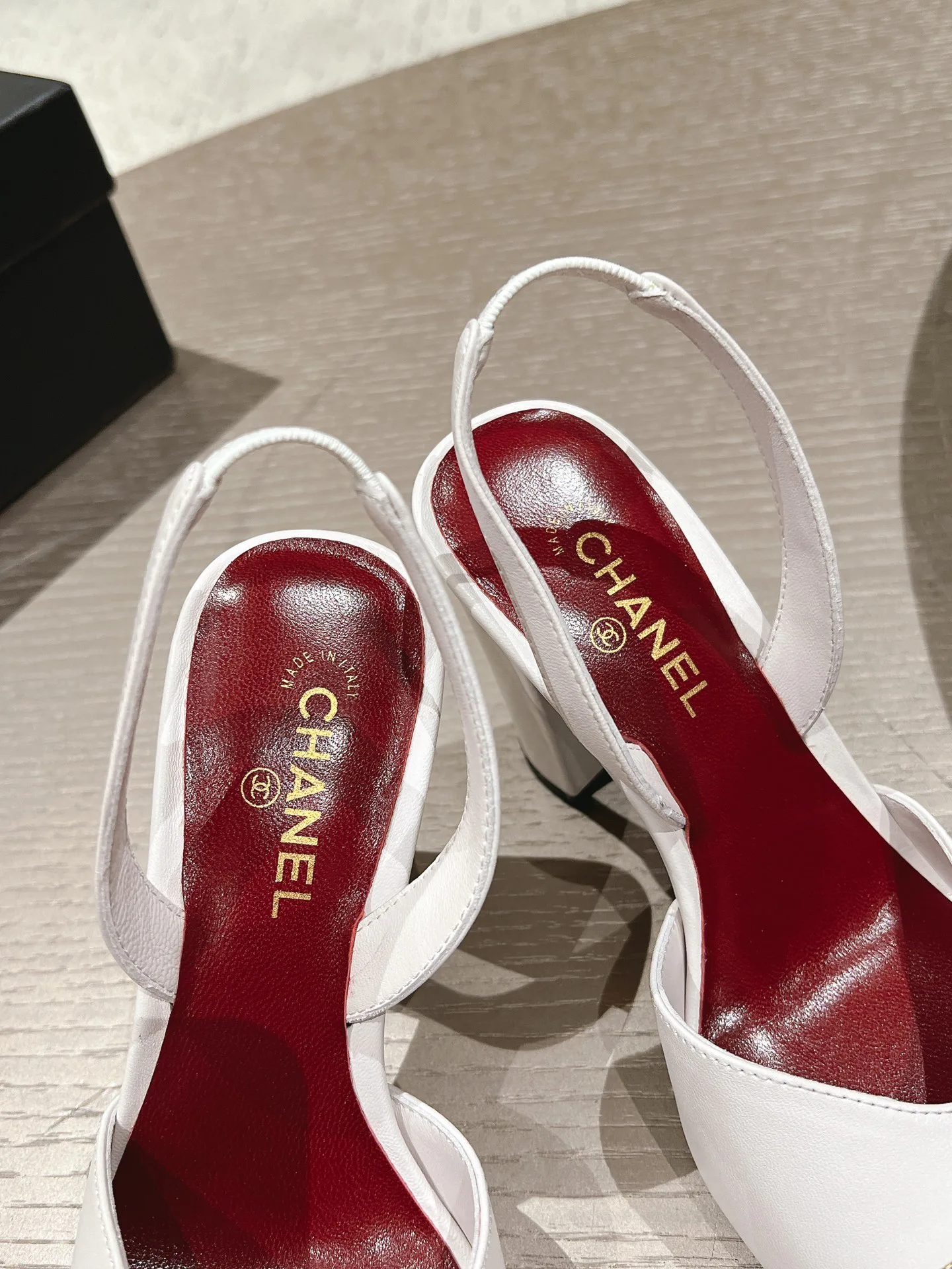 Босоножки Женские Chanel 18508985